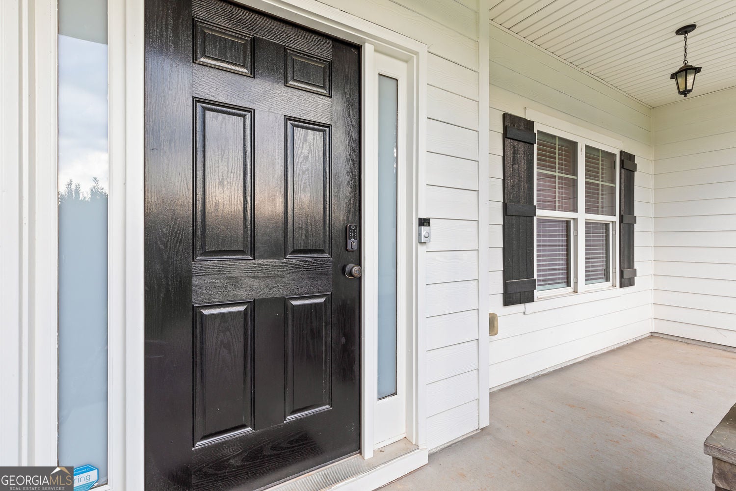 Senoia, Georgia, 30276, United States, 5 Bedrooms Bedrooms, ,4 BathroomsBathrooms,Residential,For Sale,1877866