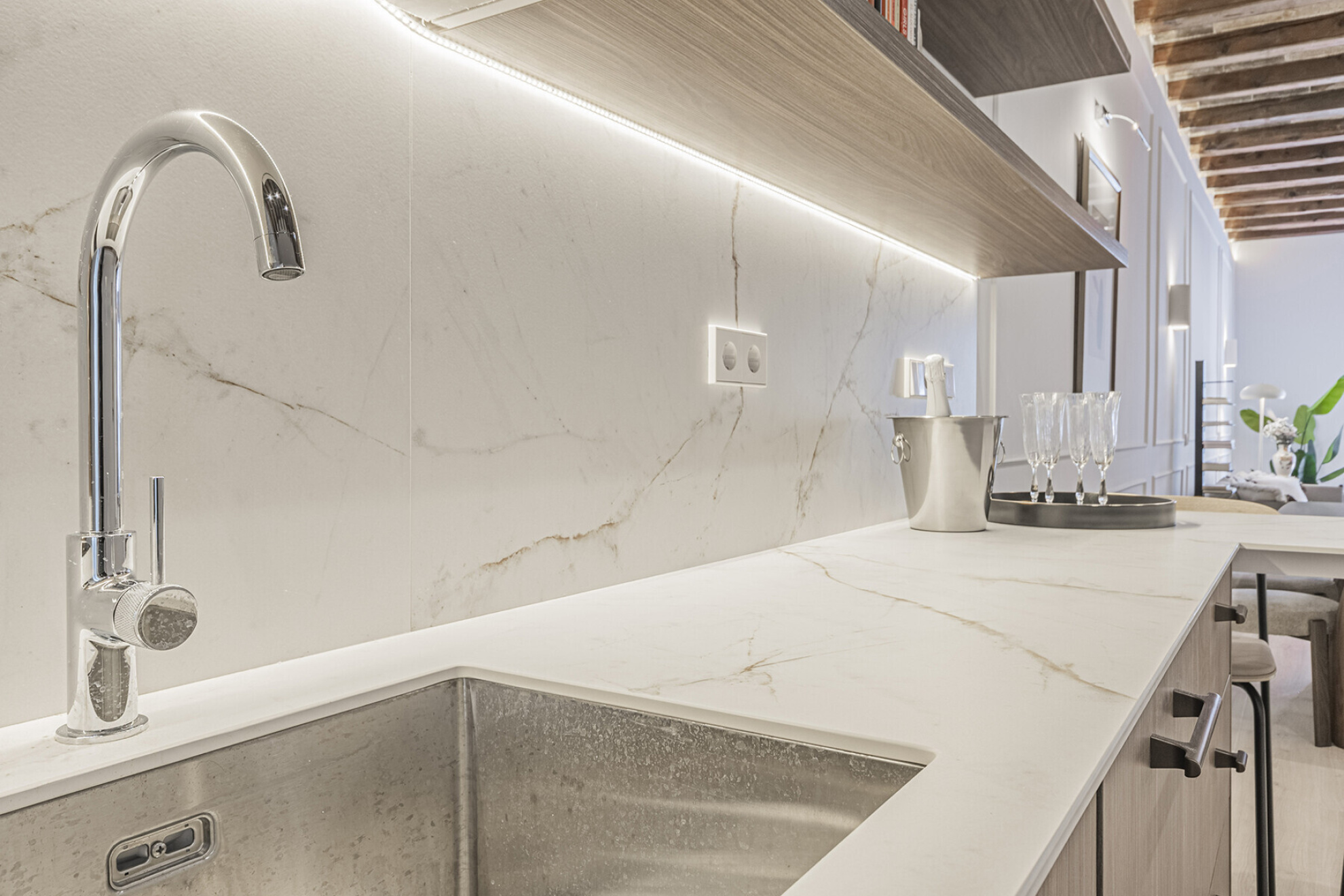  Newly renovated apartment near the sea and the mountains - 物件實景