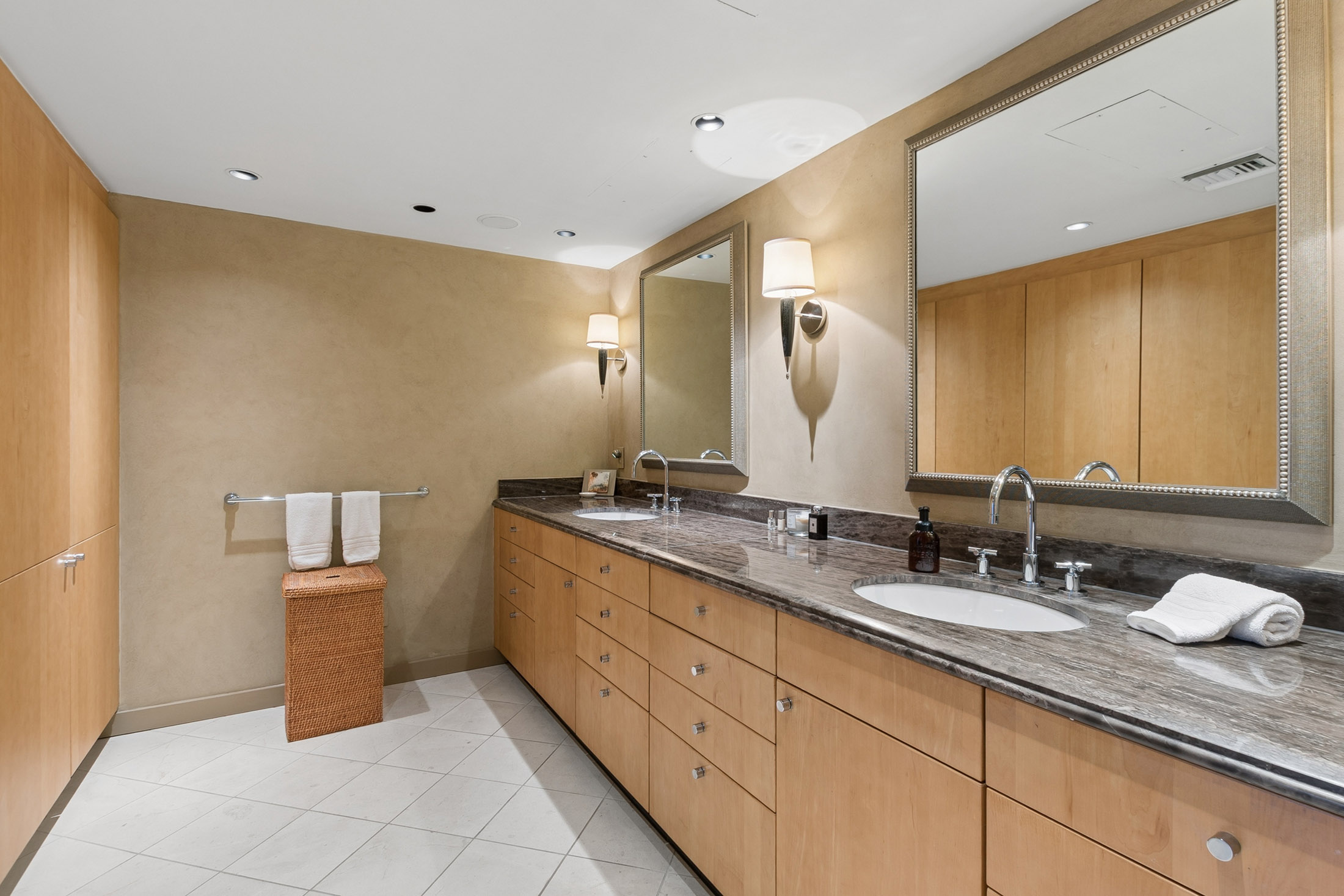  Embrace Midtown Living at Colony House - 物件實景