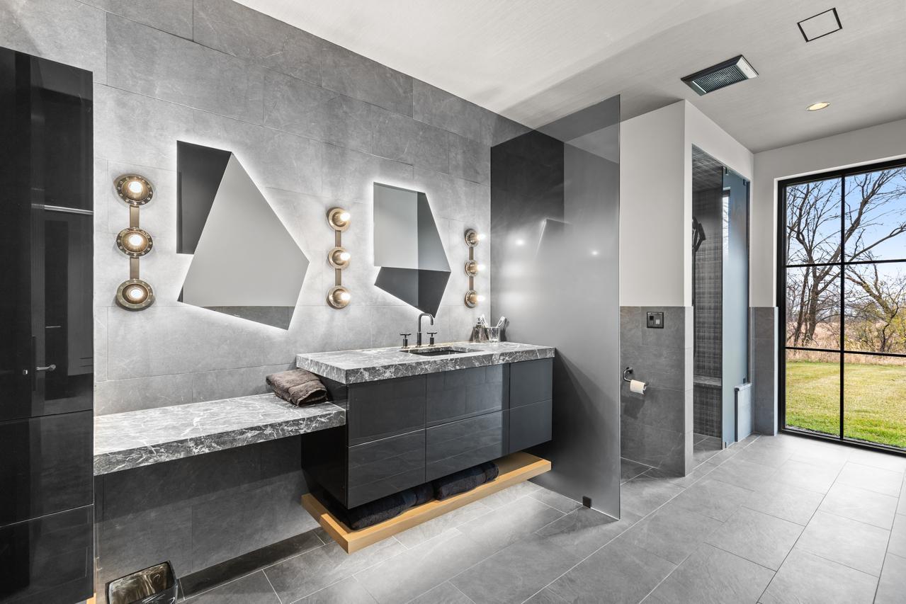 Orono, Minnesota, 55391, United States, 6 Bedrooms Bedrooms, ,3 BathroomsBathrooms,Residential,For Sale,2000639