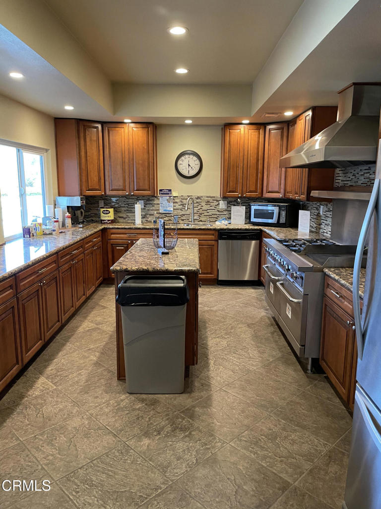 Ventura, California, 93003, United States, 3 Bedrooms Bedrooms, ,2 BathroomsBathrooms,Residential,For Sale,1980962