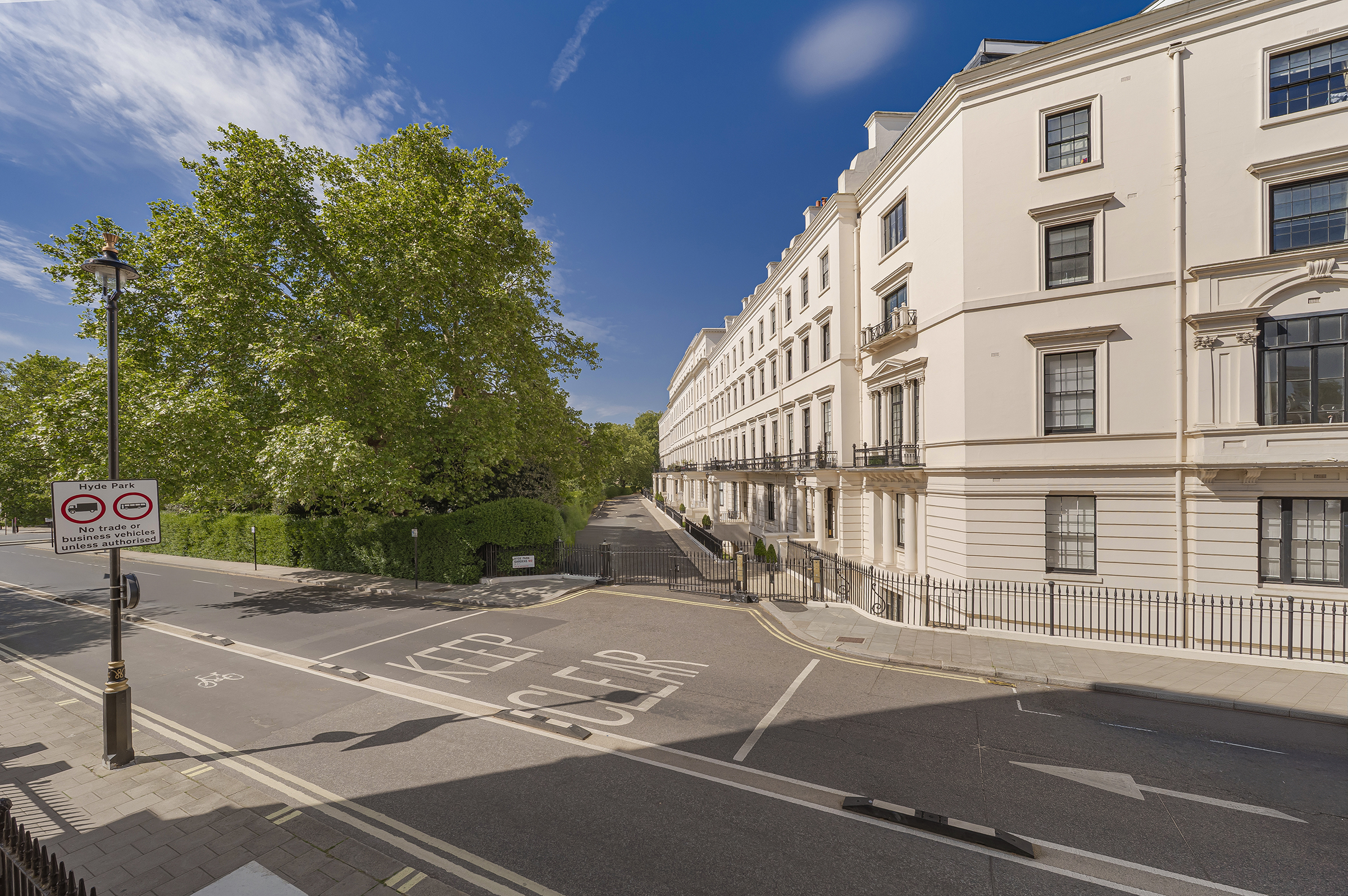  A Grand Lateral Apartment on Hyde Park Gardens - 物件實景