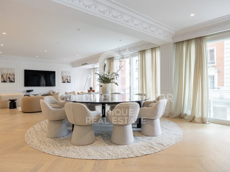 Madrid, Madrid, Barrio de Salamanca, Castellana Ma, Madrid, Comunidad de Madrid, ES, 5 Bedrooms Bedrooms, ,6 BathroomsBathrooms,Residential,For Sale,Madrid, Madrid, Barrio de Salamanca, Castellana Ma,1670333