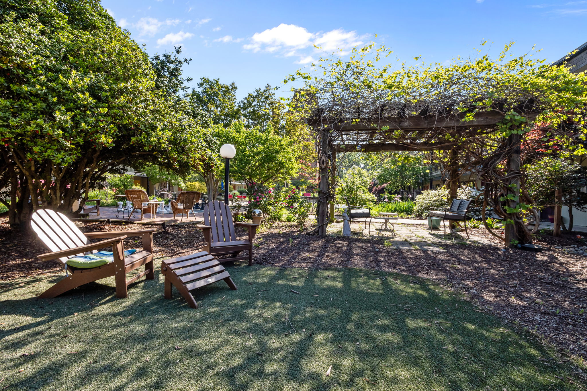  807 W Trinity Avenue, Durham, NC, 27701 - 物件實景