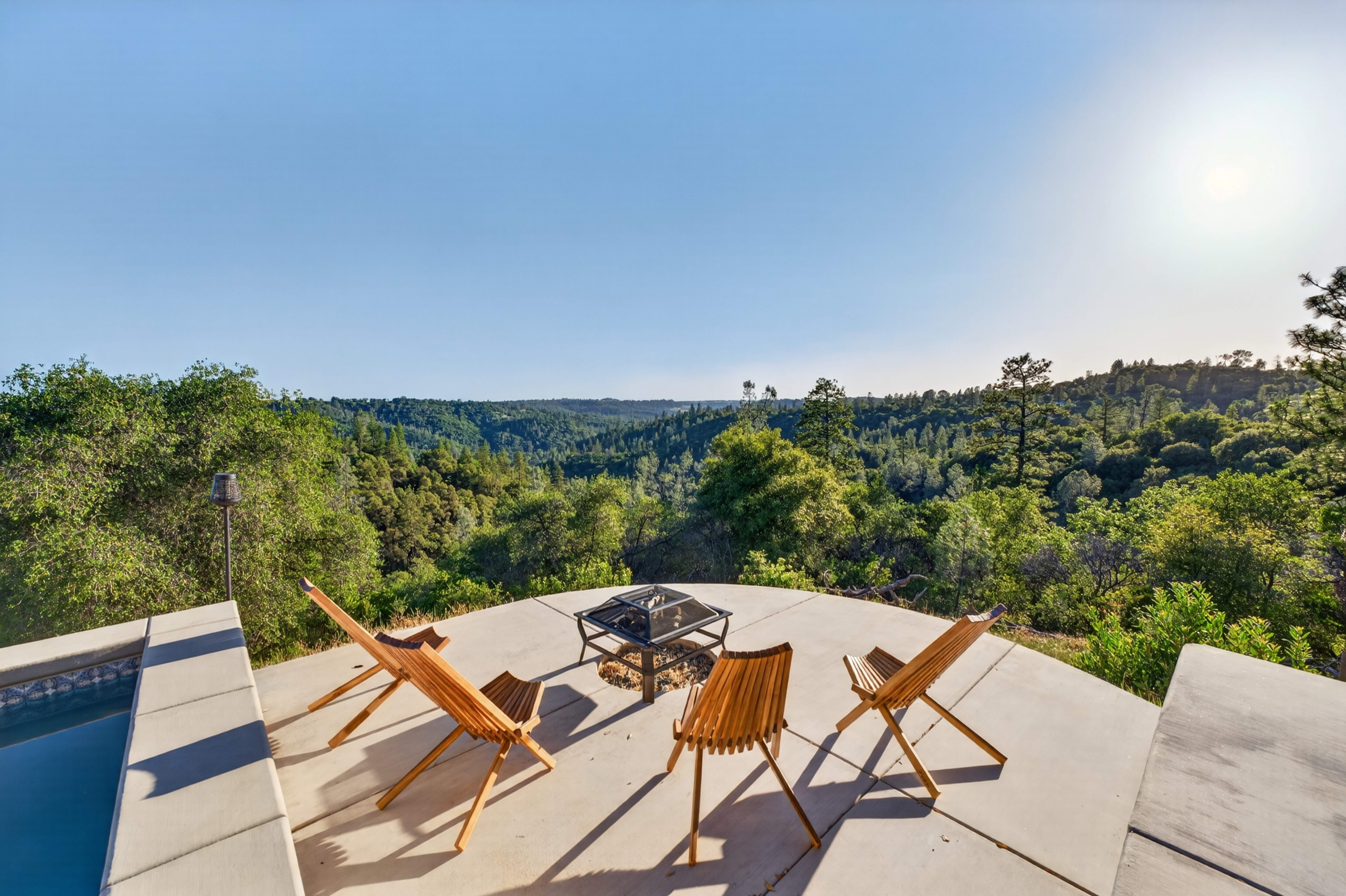 15620 Meadowlark Lane , Sutter Creek, CA 95685 - 物件實景