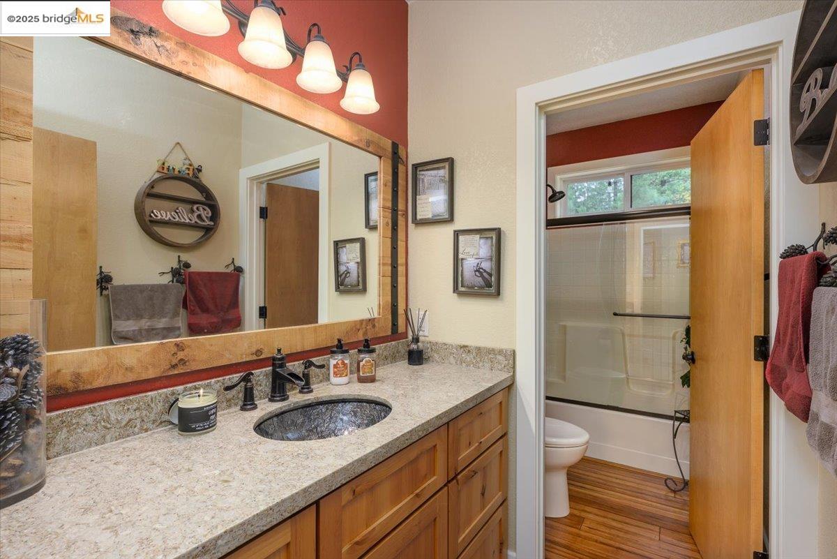 Twain Harte, California, 95383, United States, 3 Bedrooms Bedrooms, ,2 BathroomsBathrooms,Residential,For Sale,1996763