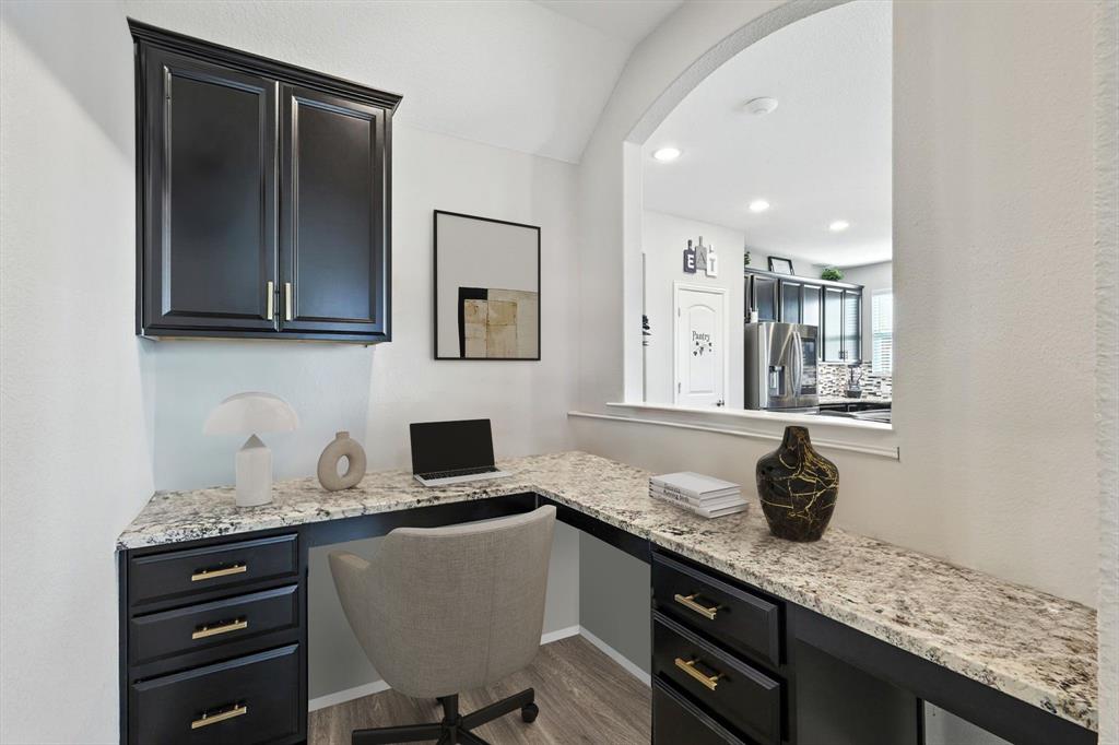 Oak Point, Texas, 75068, United States, 4 Bedrooms Bedrooms, ,3 BathroomsBathrooms,Residential,For Sale,1976023