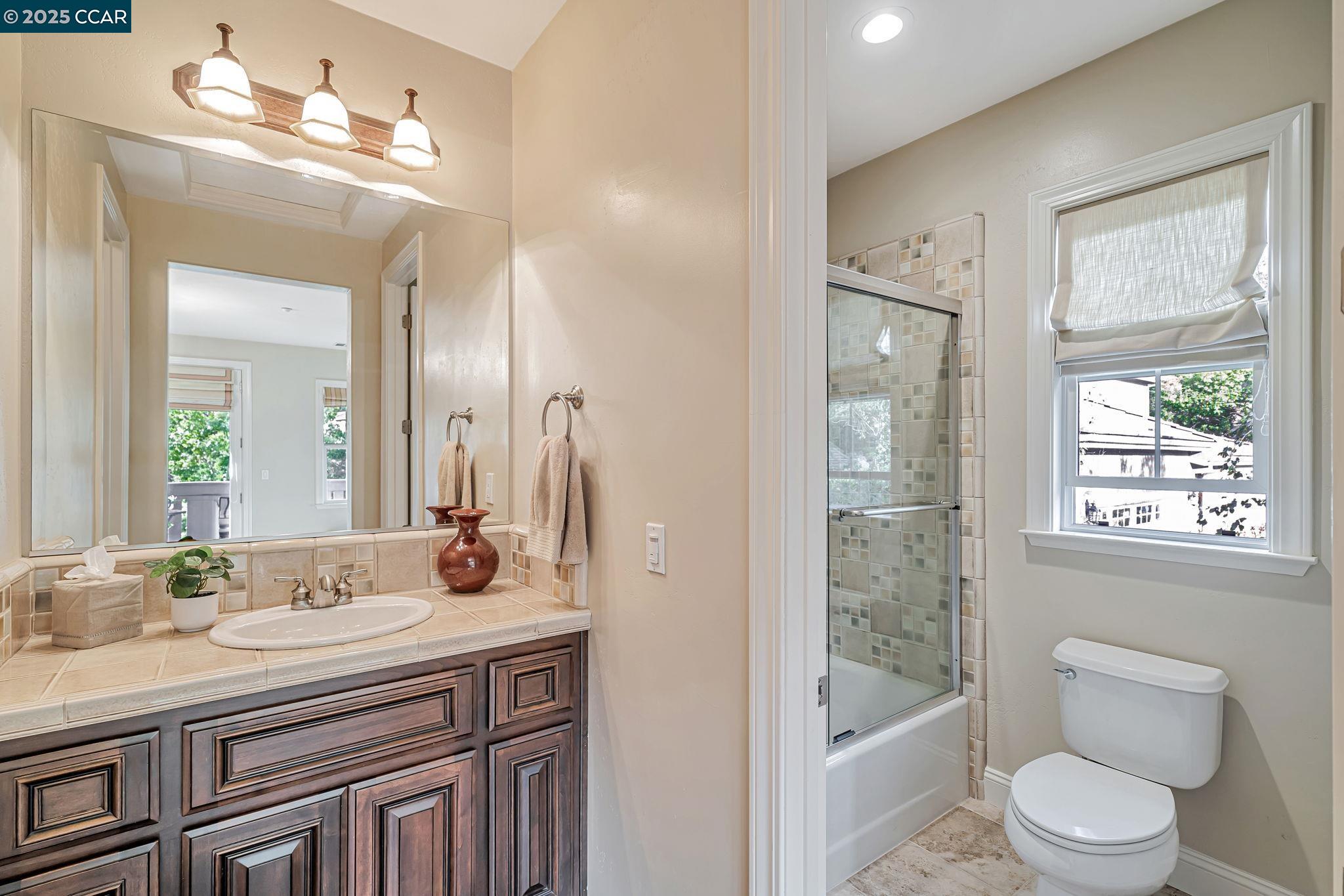 Danville, California, 94526, United States, 6 Bedrooms Bedrooms, ,6 BathroomsBathrooms,Residential,For Sale,1901970