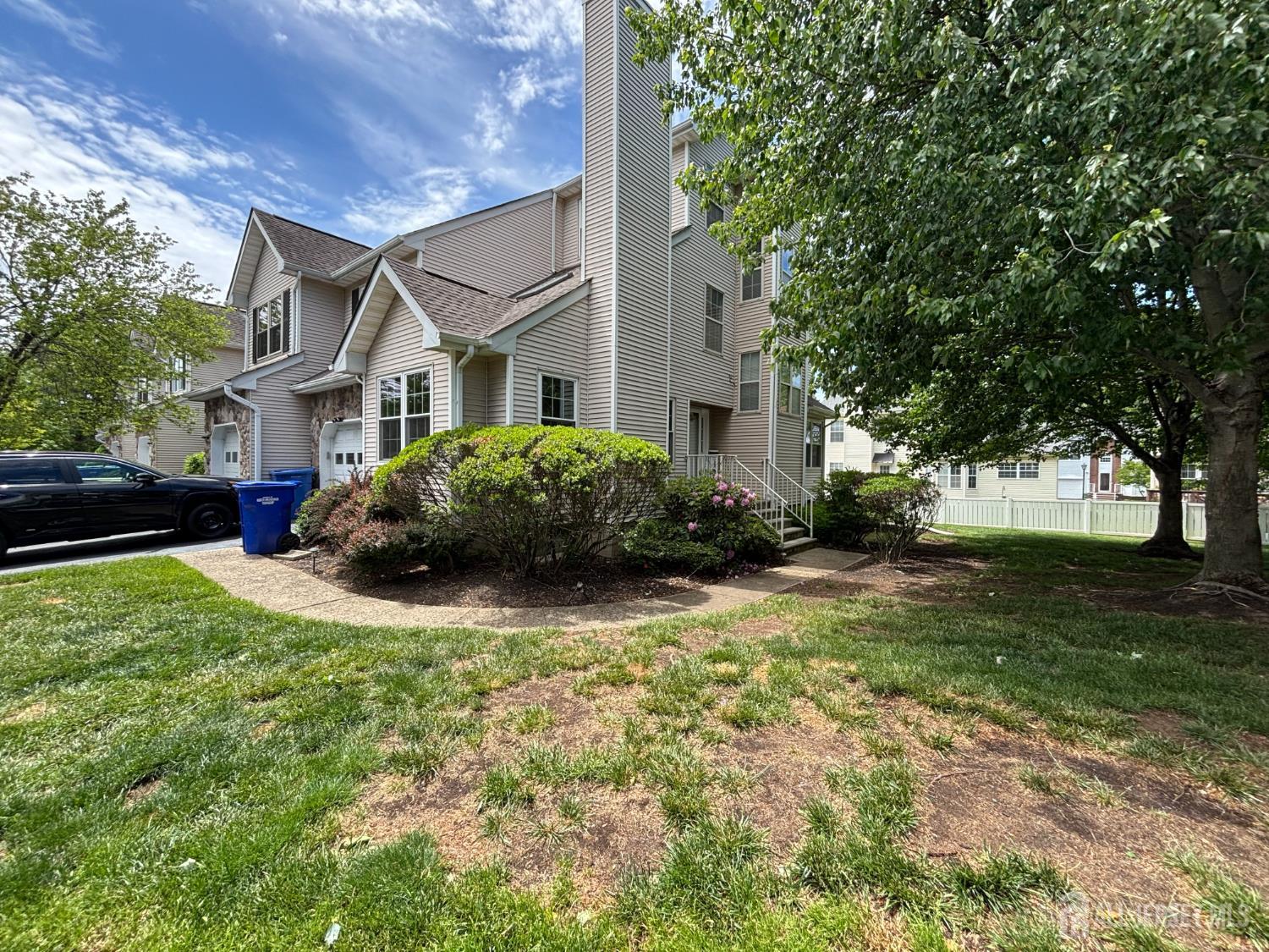 North Brunswick, New Jersey, 08902, United States, 3 Bedrooms Bedrooms, ,3 BathroomsBathrooms,Residential,For Sale,2048487
