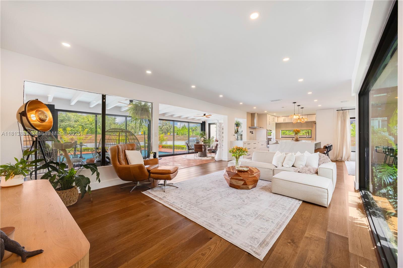 Miami, Florida, 33176, United States, 4 Bedrooms Bedrooms, ,3 BathroomsBathrooms,Residential,For Sale,1849943