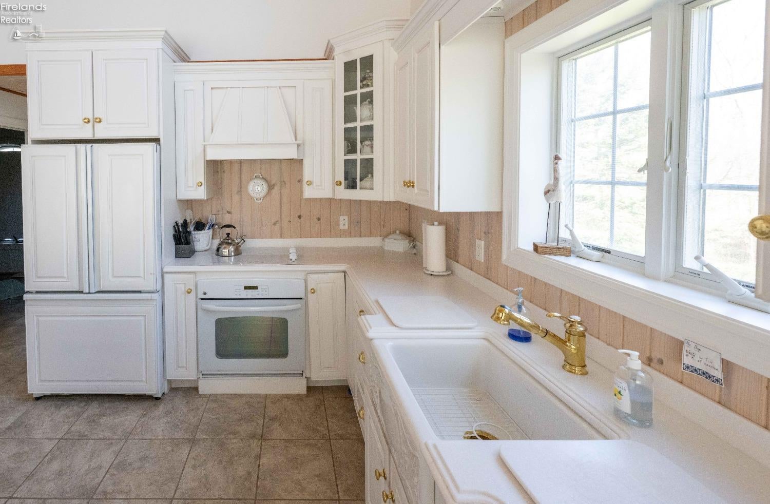 Kelleys Island, Ohio, 43438, United States, 4 Bedrooms Bedrooms, ,3 BathroomsBathrooms,Residential,For Sale,1792015