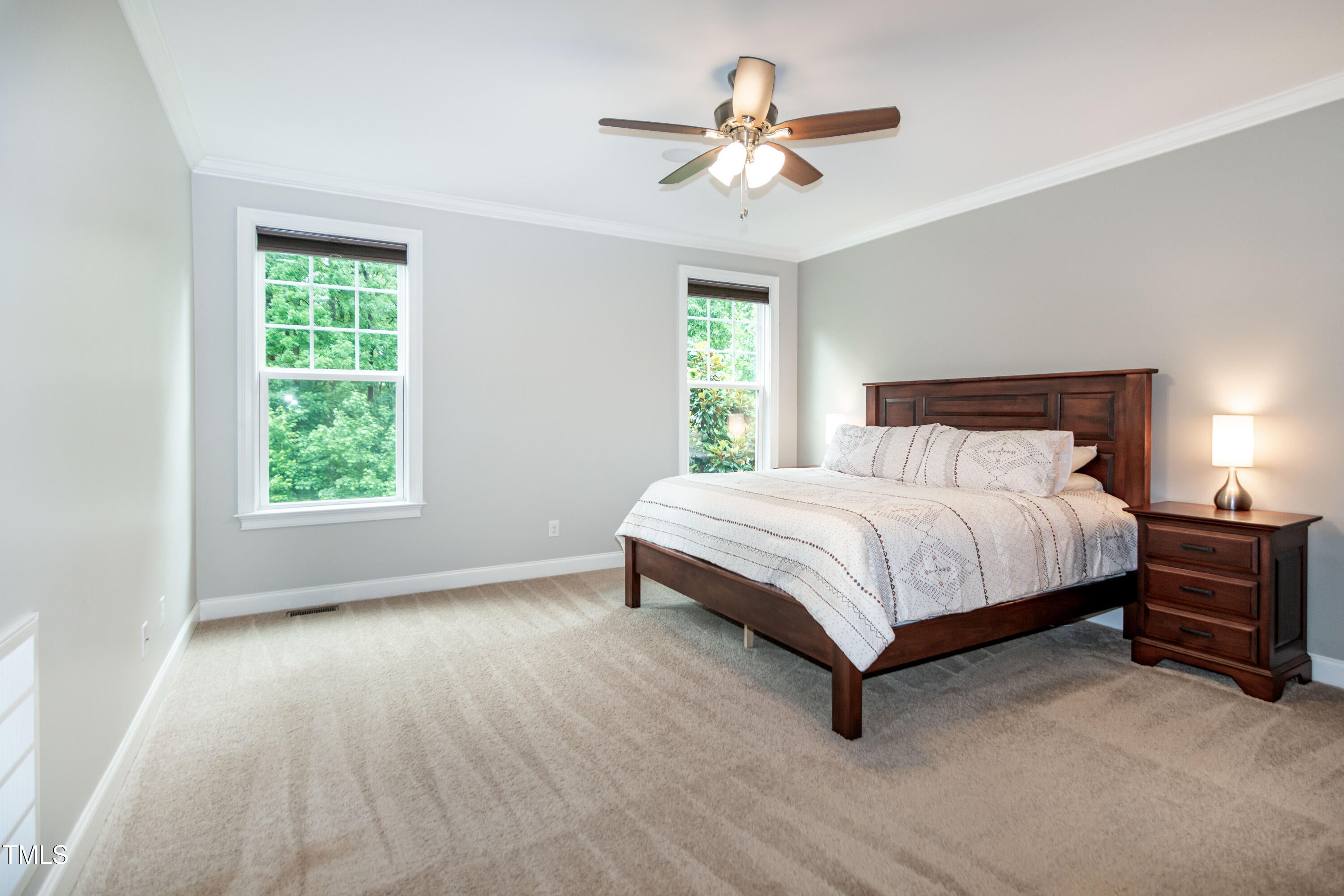 Raleigh, North Carolina, 27606, United States, 4 Bedrooms Bedrooms, ,4 BathroomsBathrooms,Residential,For Sale,1794802
