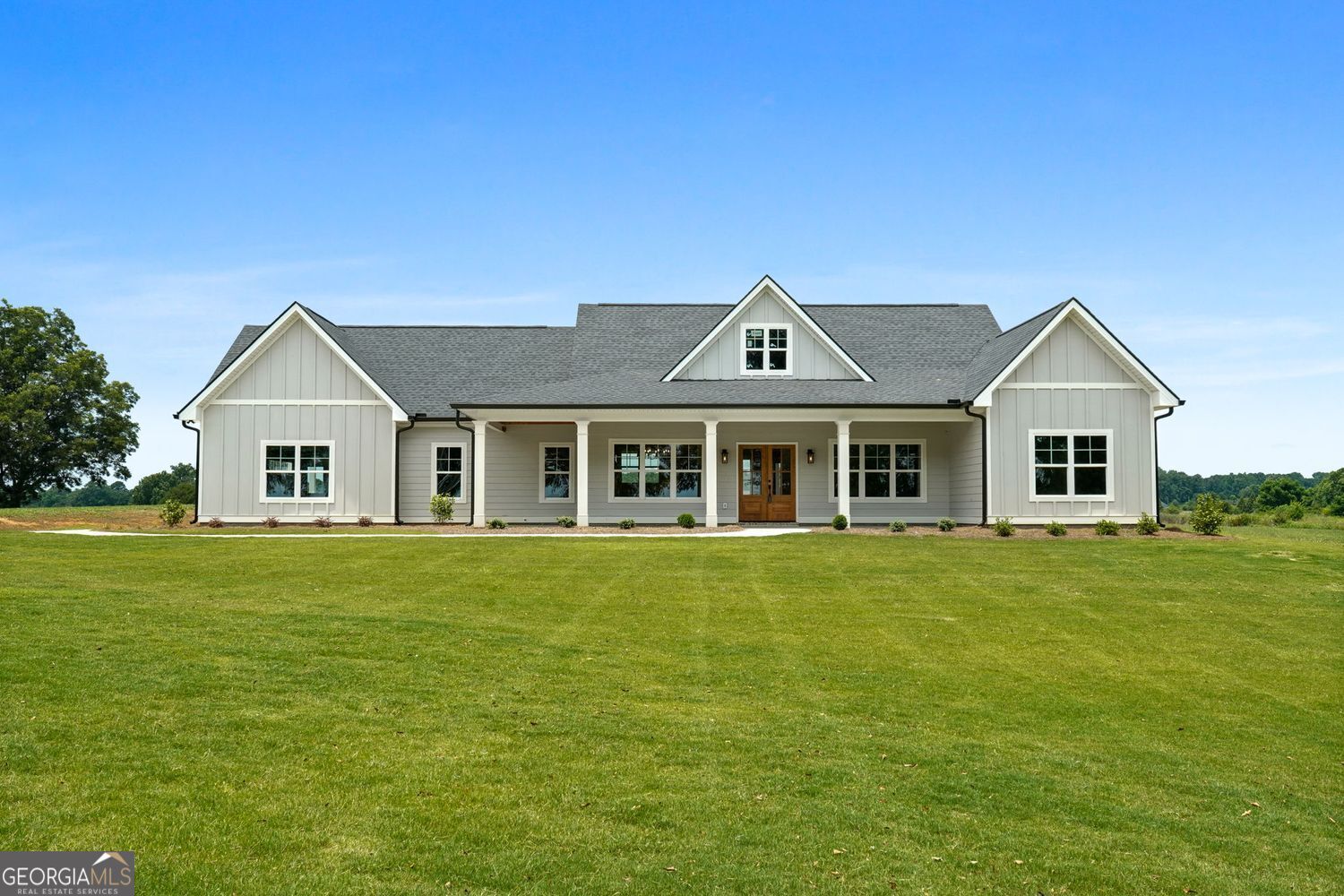 Barnesville, Georgia, 30204, United States, 4 Bedrooms Bedrooms, ,3 BathroomsBathrooms,Residential,For Sale,1858956