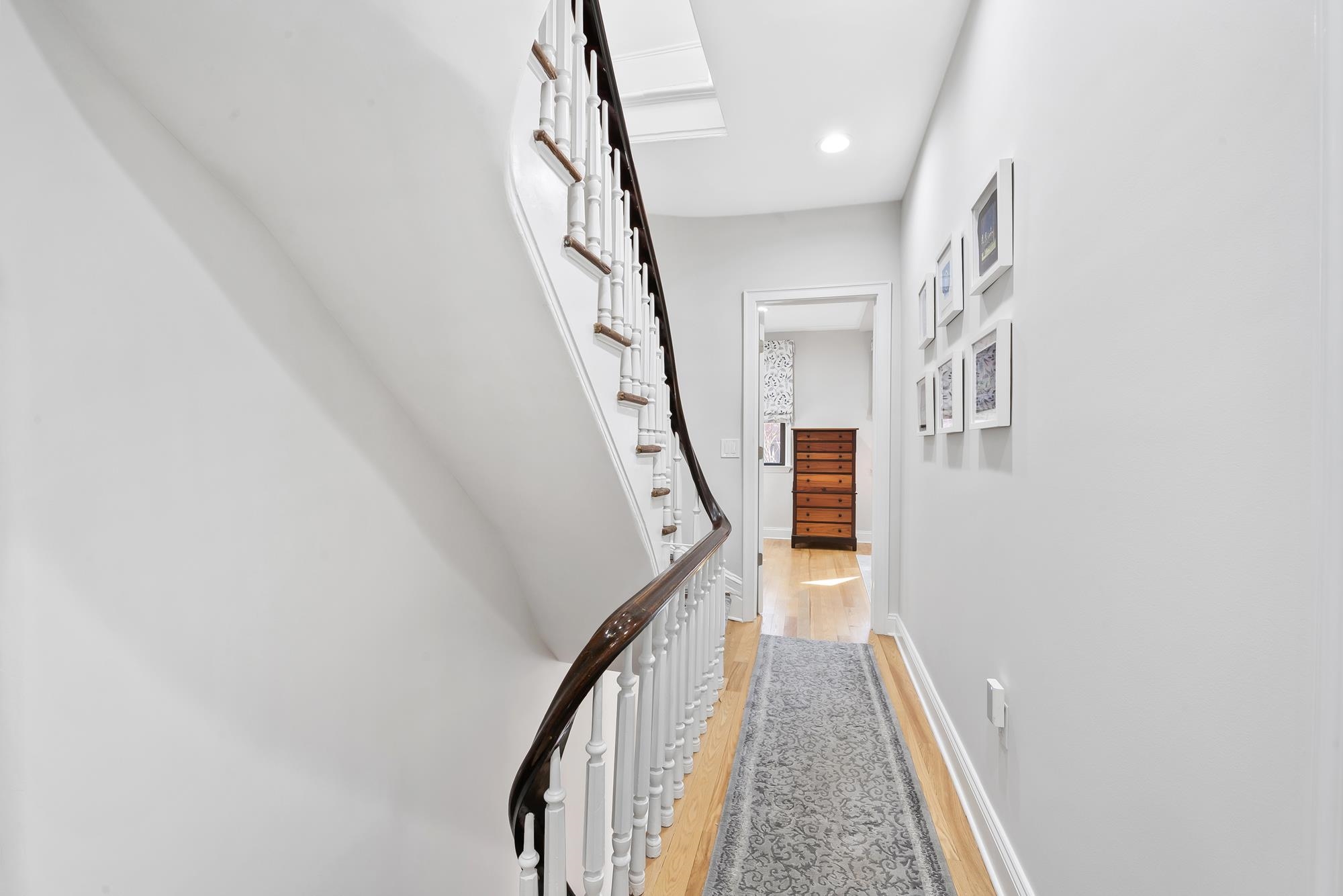 Hoboken, New Jersey, 07030, United States, 5 Bedrooms Bedrooms, ,3 BathroomsBathrooms,Residential,For Sale,2003289