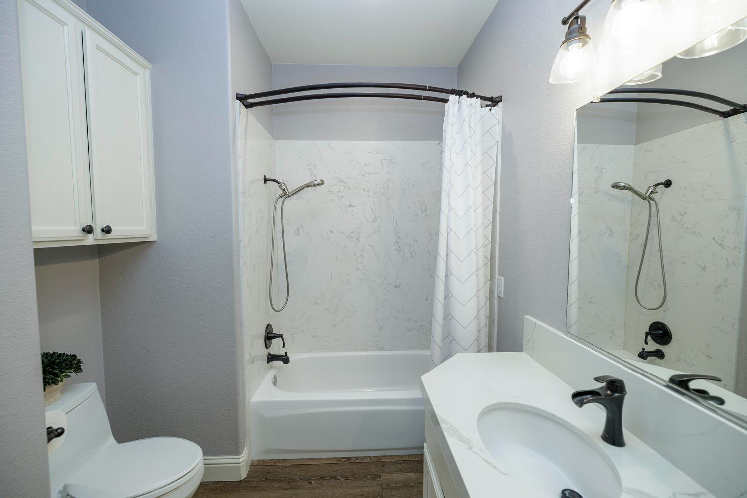 Turlock, California, 95382, United States, 4 Bedrooms Bedrooms, ,2 BathroomsBathrooms,Residential,For Sale,1987416