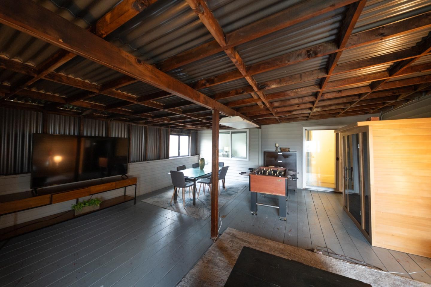 Pacifica, California, 94044, United States, 4 Bedrooms Bedrooms, ,5 BathroomsBathrooms,Residential,For Sale,1988346