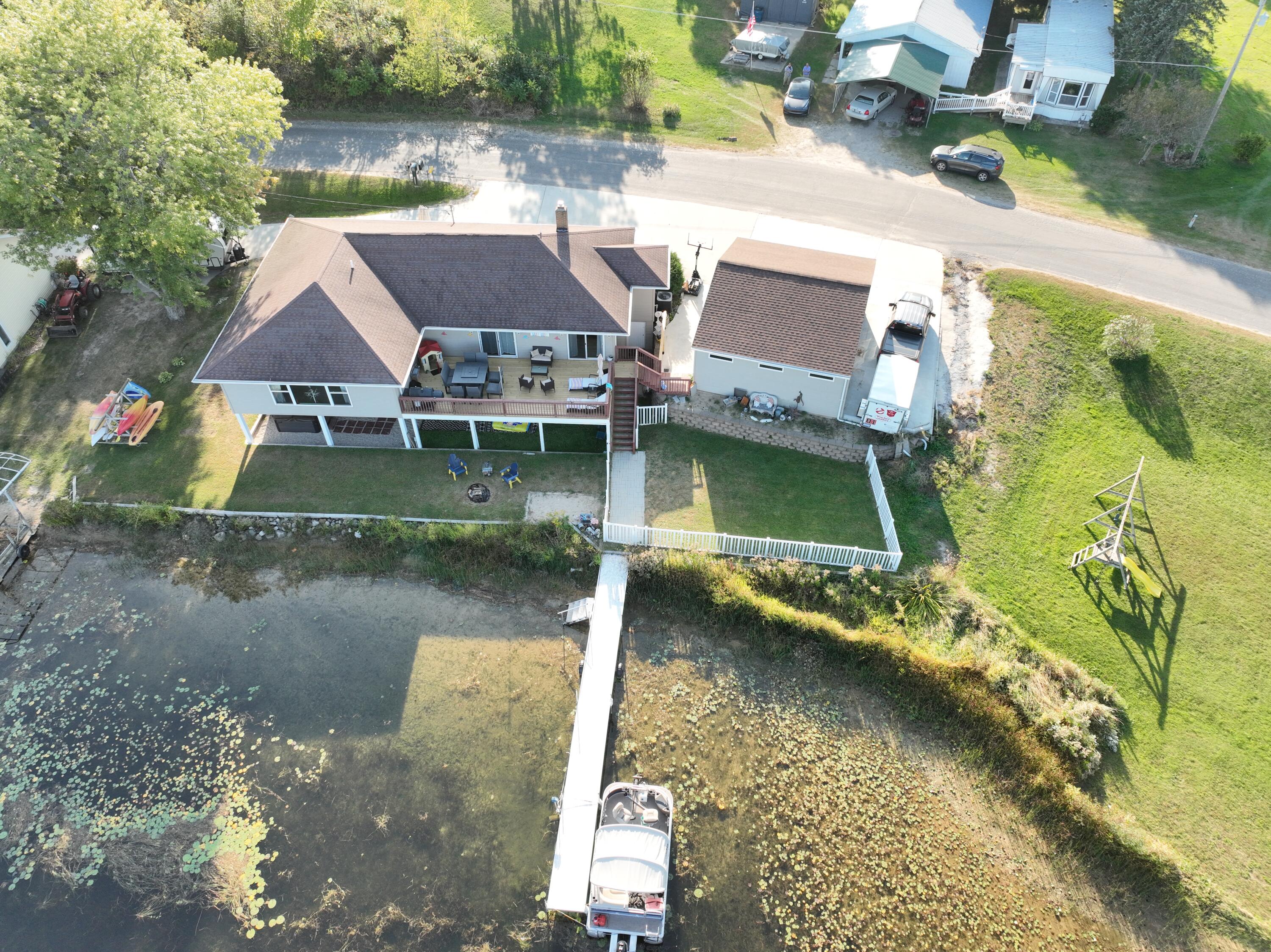 Fremont, Michigan, 49412, United States, 3 Bedrooms Bedrooms, ,2 BathroomsBathrooms,Residential,For Sale,1743034