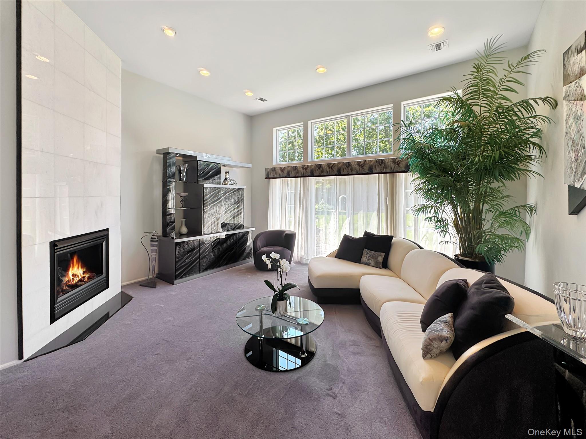  75 Arbor Field Way, Lake Grove, NY, 11755 - 物件實景