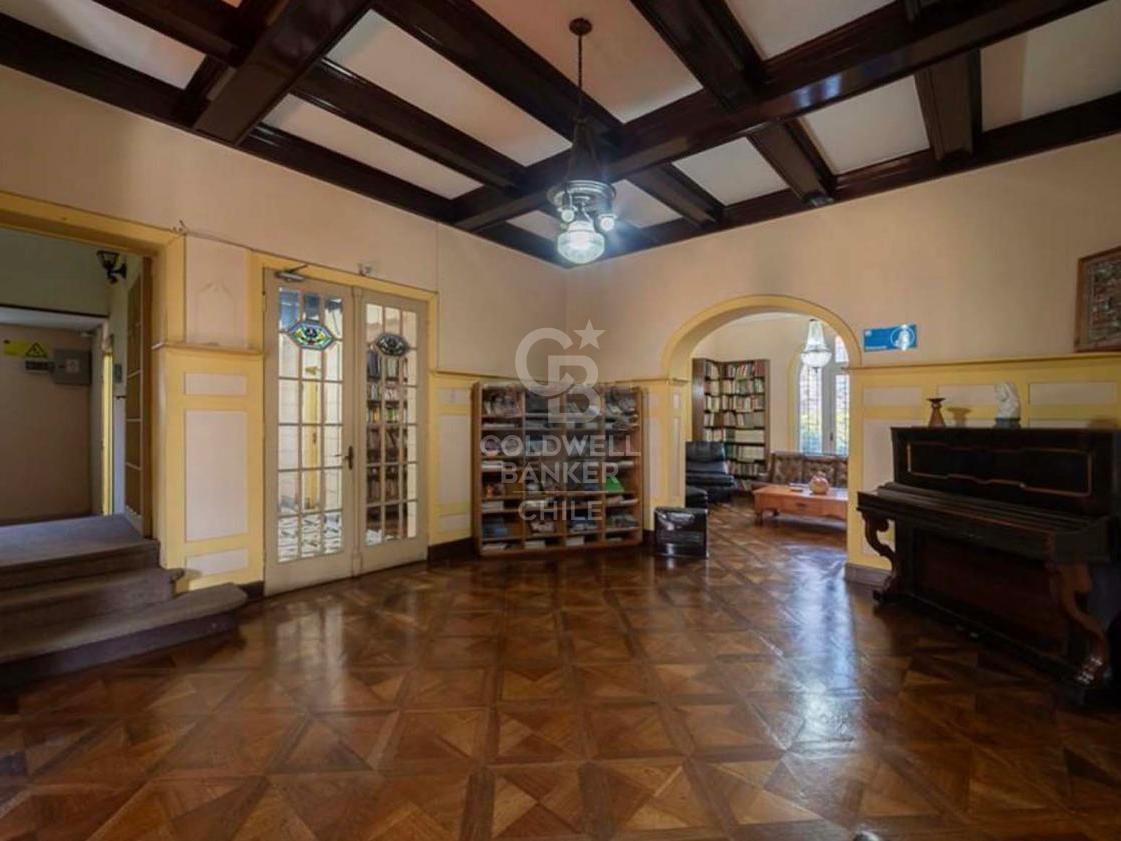 Providencia, Chile, 7 Bedrooms Bedrooms, ,7 BathroomsBathrooms,Residential,For Sale,1828187