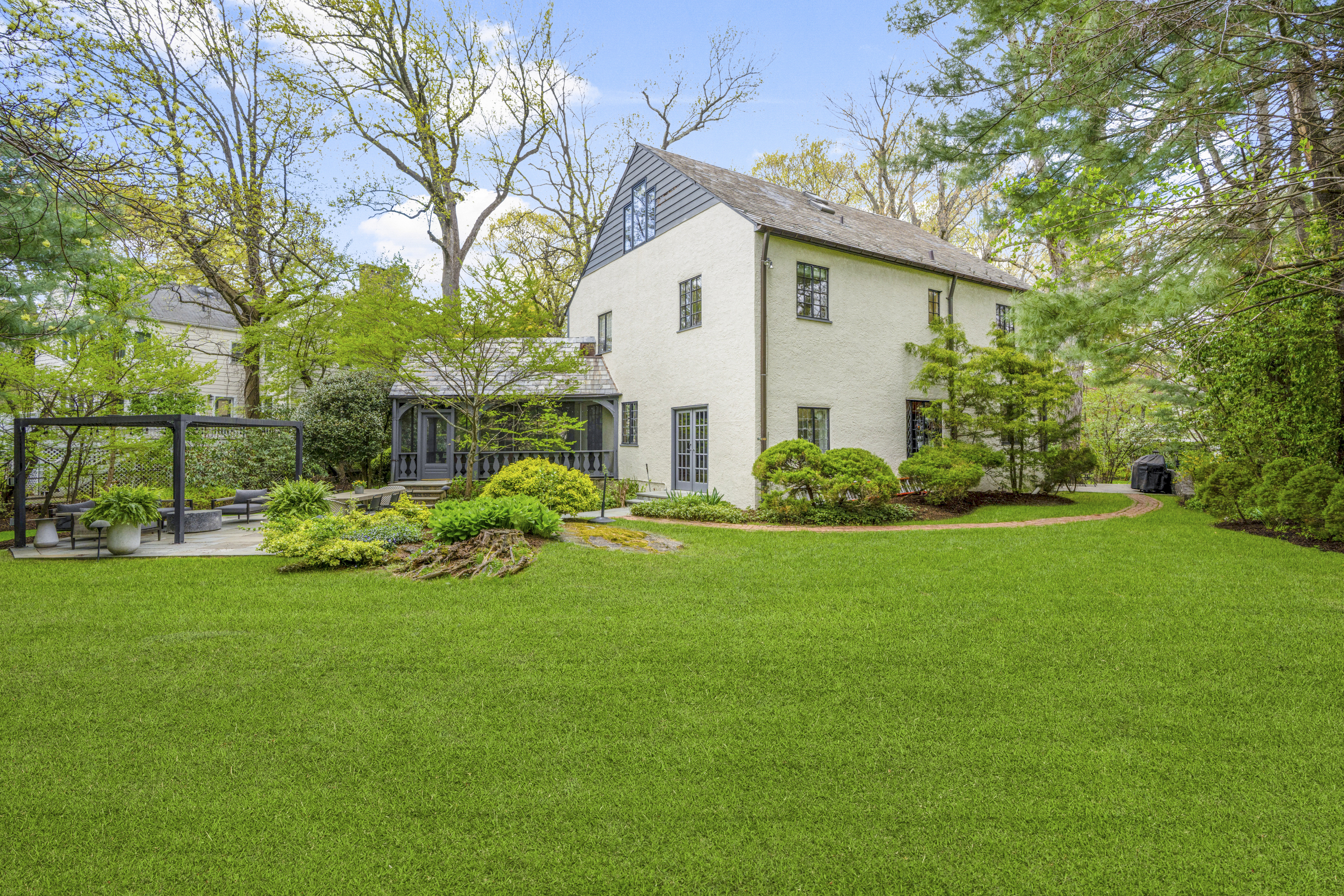  Sophisticated Larchmont Tudor - 物件實景