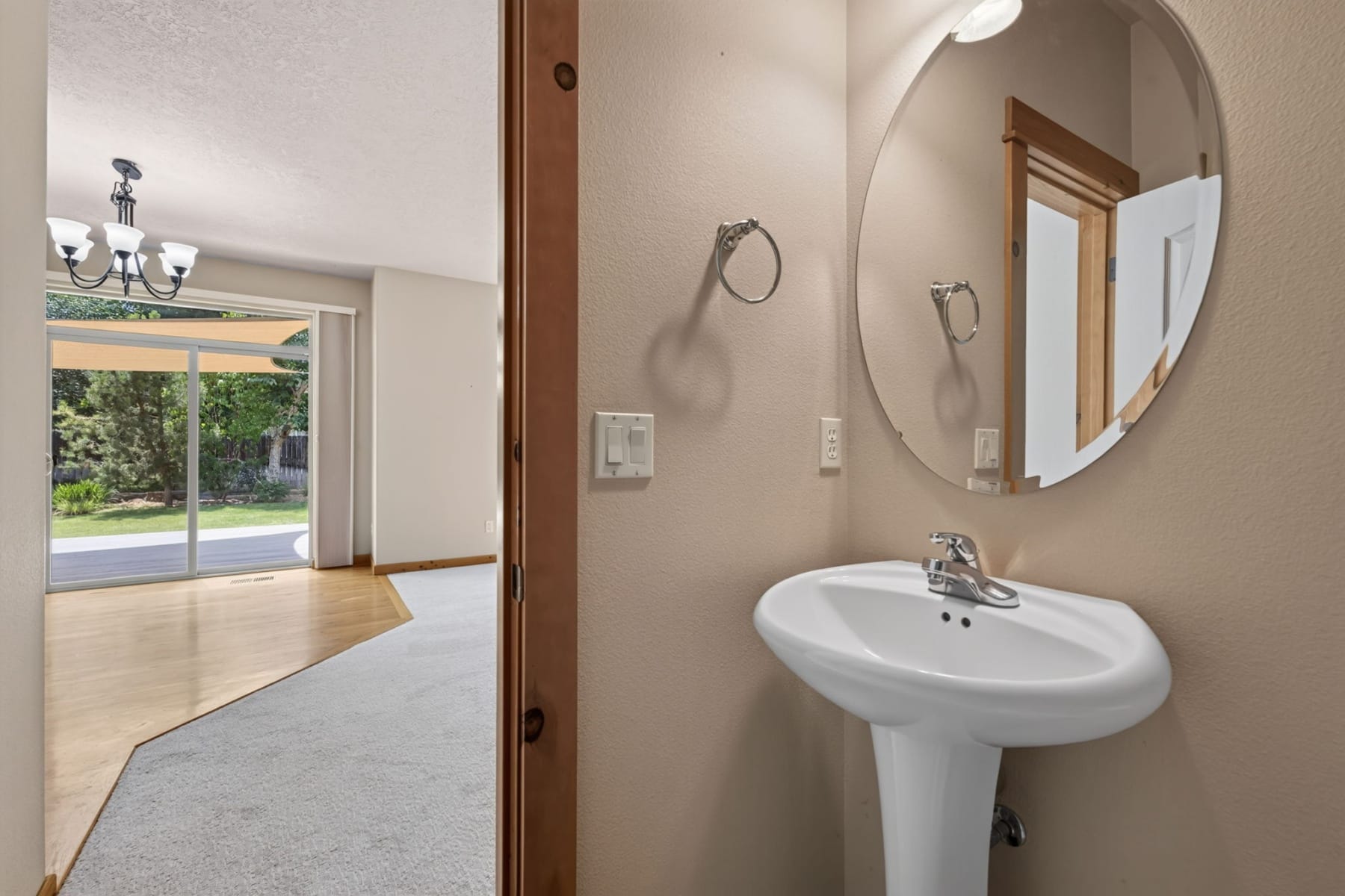  2108 NW Sterling Avenue Redmond, OR 97756 - 物件實景