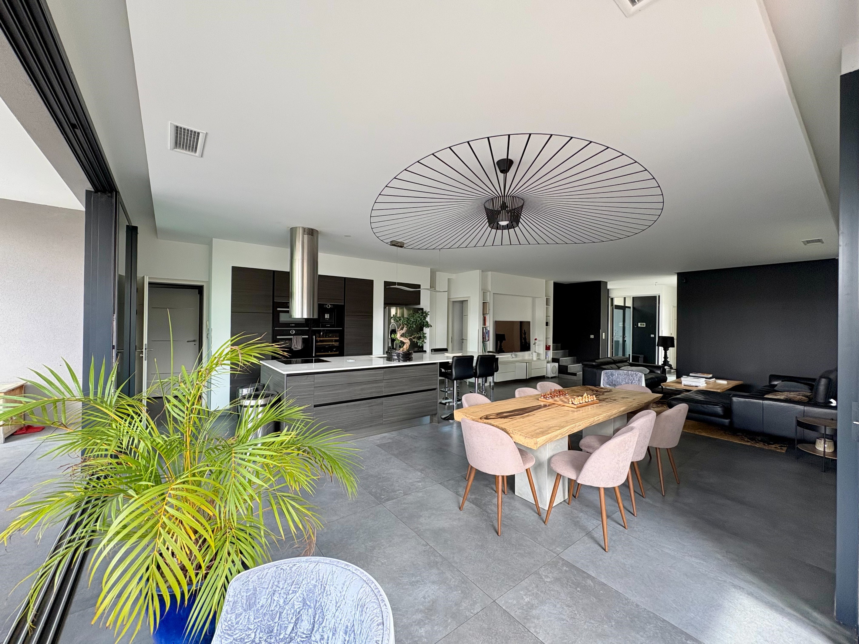  Lattes - Contemporary villa with swimming pool and jacuzzi - 物件實景