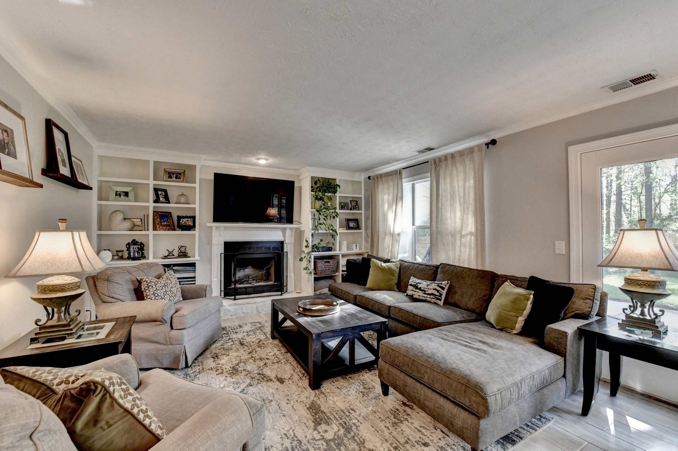  Welcome to this Renovated Home in Keheley Bend - 物件實景