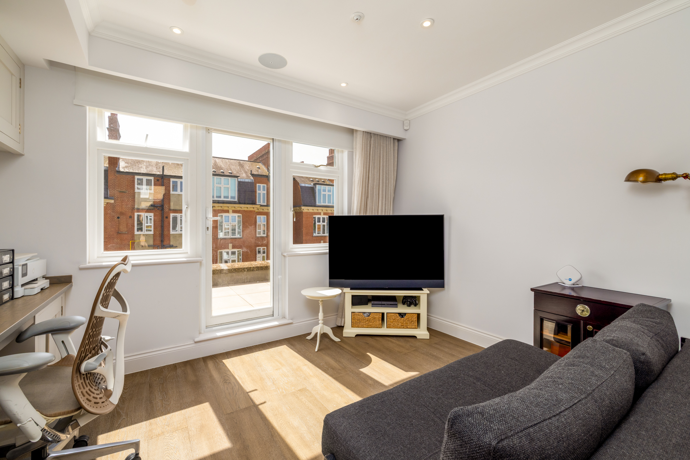  A Chelsea Townhouse with Private Garage and Outdoor Entertaining Space - 物件實景