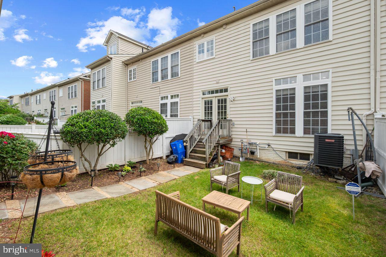 Clarksburg, Maryland, 20871, United States, 3 Bedrooms Bedrooms, ,3 BathroomsBathrooms,Residential,For Sale,1885588
