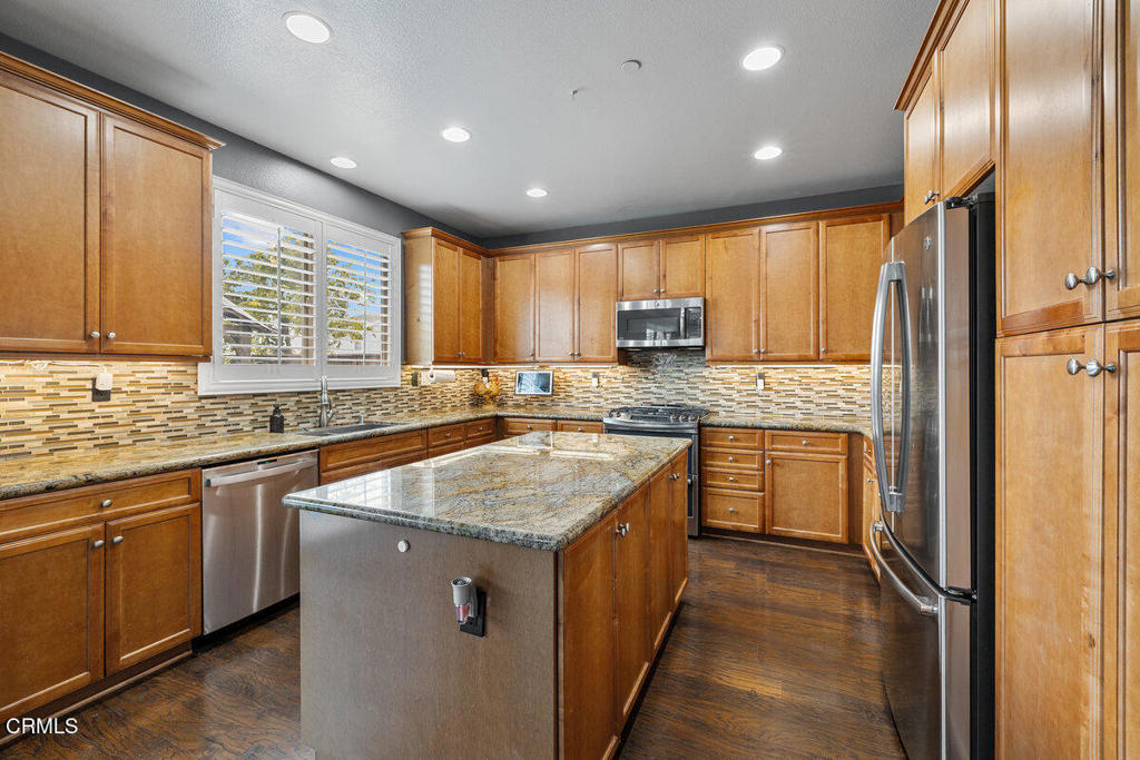 Ventura, California, 93004, United States, 4 Bedrooms Bedrooms, ,4 BathroomsBathrooms,Residential,For Sale,1834662