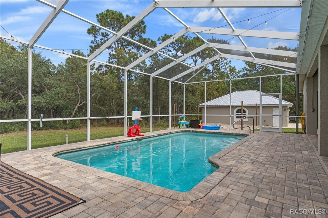 Beverly Hills, Florida, 34465, United States, 3 Bedrooms Bedrooms, ,2 BathroomsBathrooms,Residential,For Sale,1976634