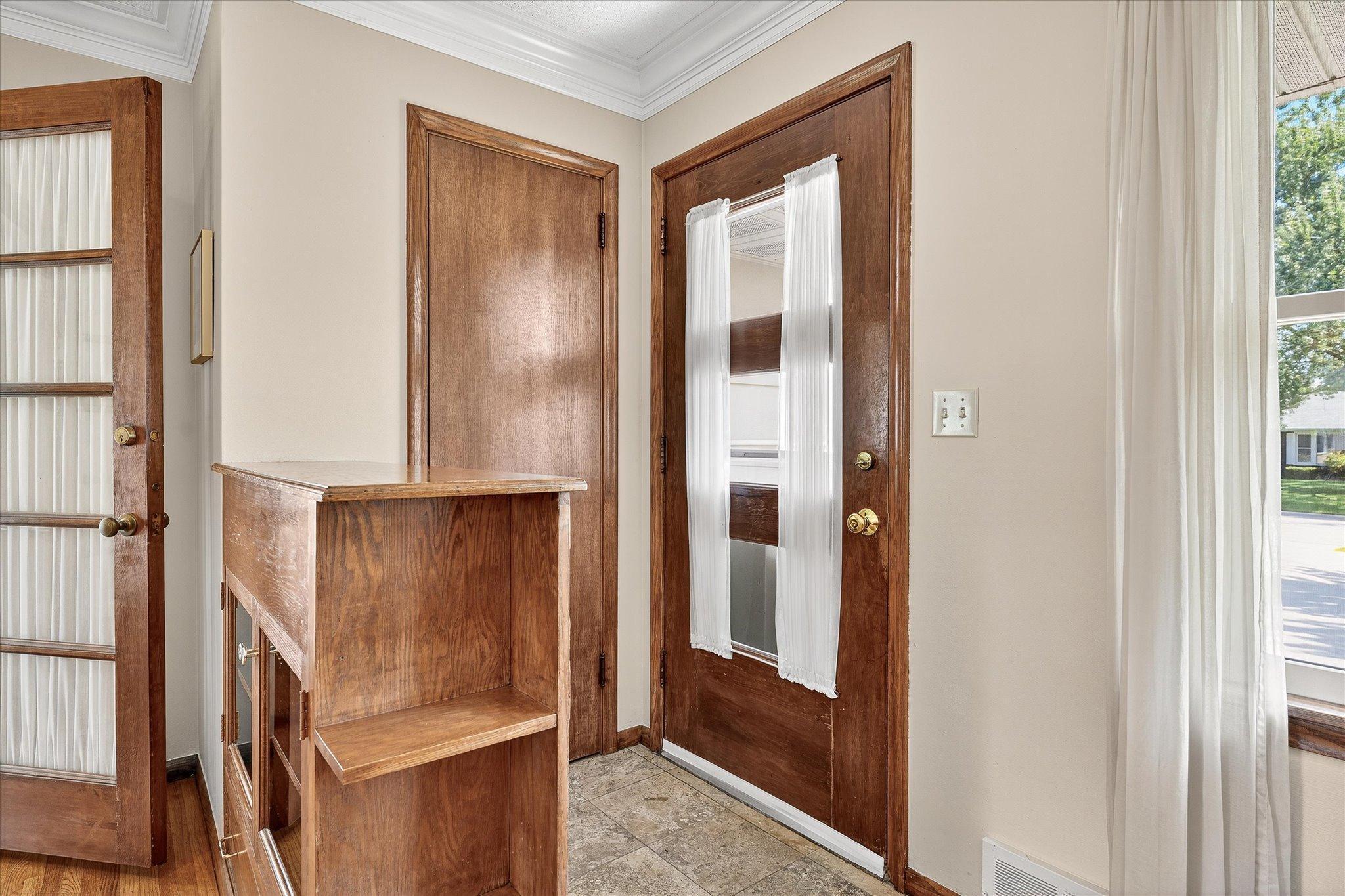 Edina, Minnesota, 55410, United States, 3 Bedrooms Bedrooms, ,1 BathroomBathrooms,Residential,For Sale,1941033