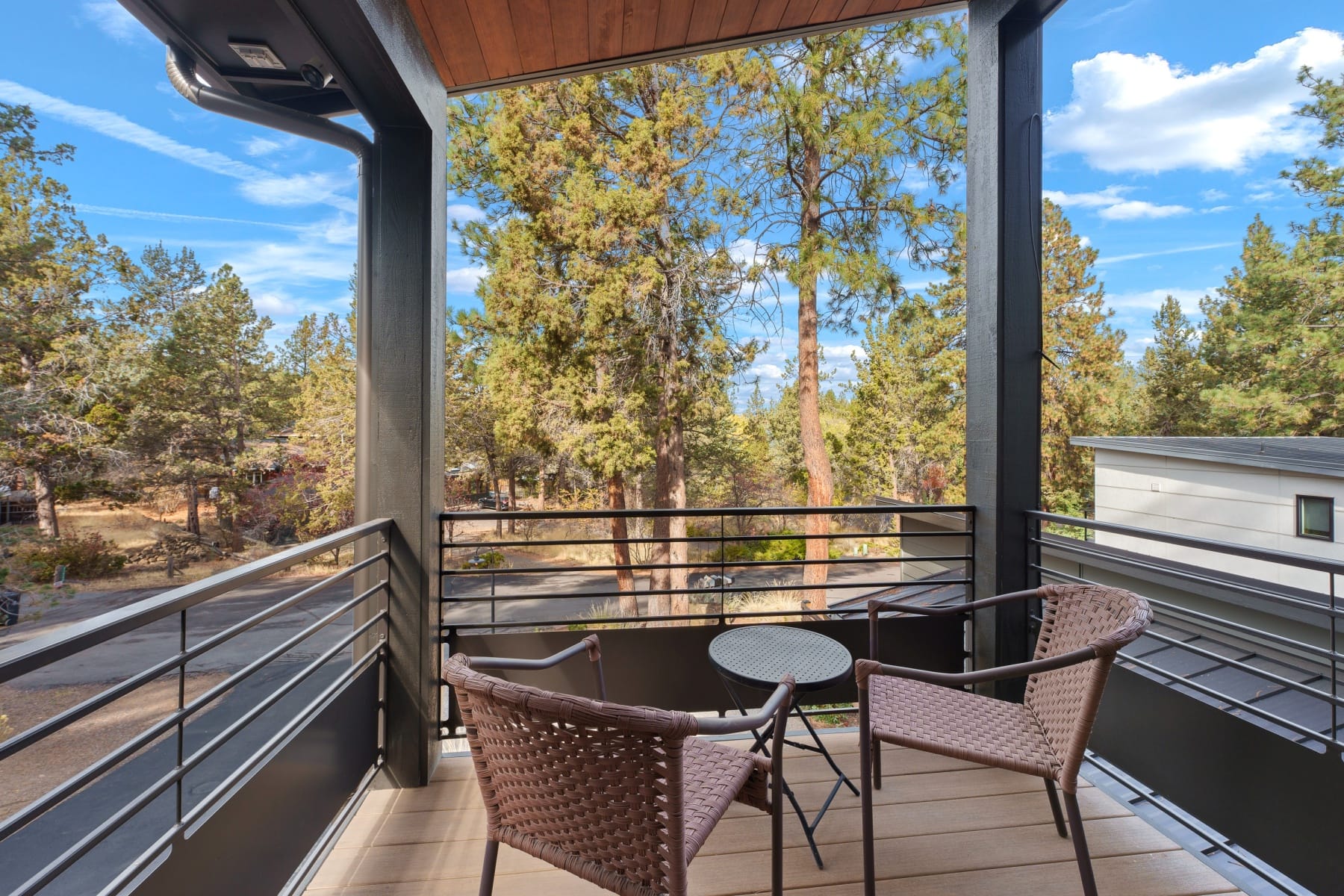  61552 Oakwood Place #1 & 2 Bend, OR 97702 - 物件實景