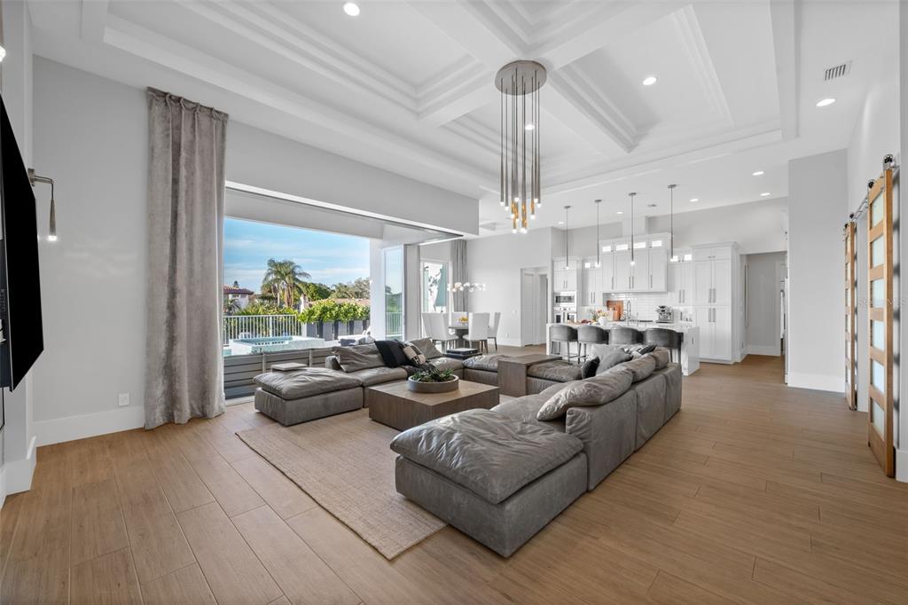 Sarasota, Florida, 34231, United States, 4 Bedrooms Bedrooms, ,3 BathroomsBathrooms,Residential,For Sale,1795069
