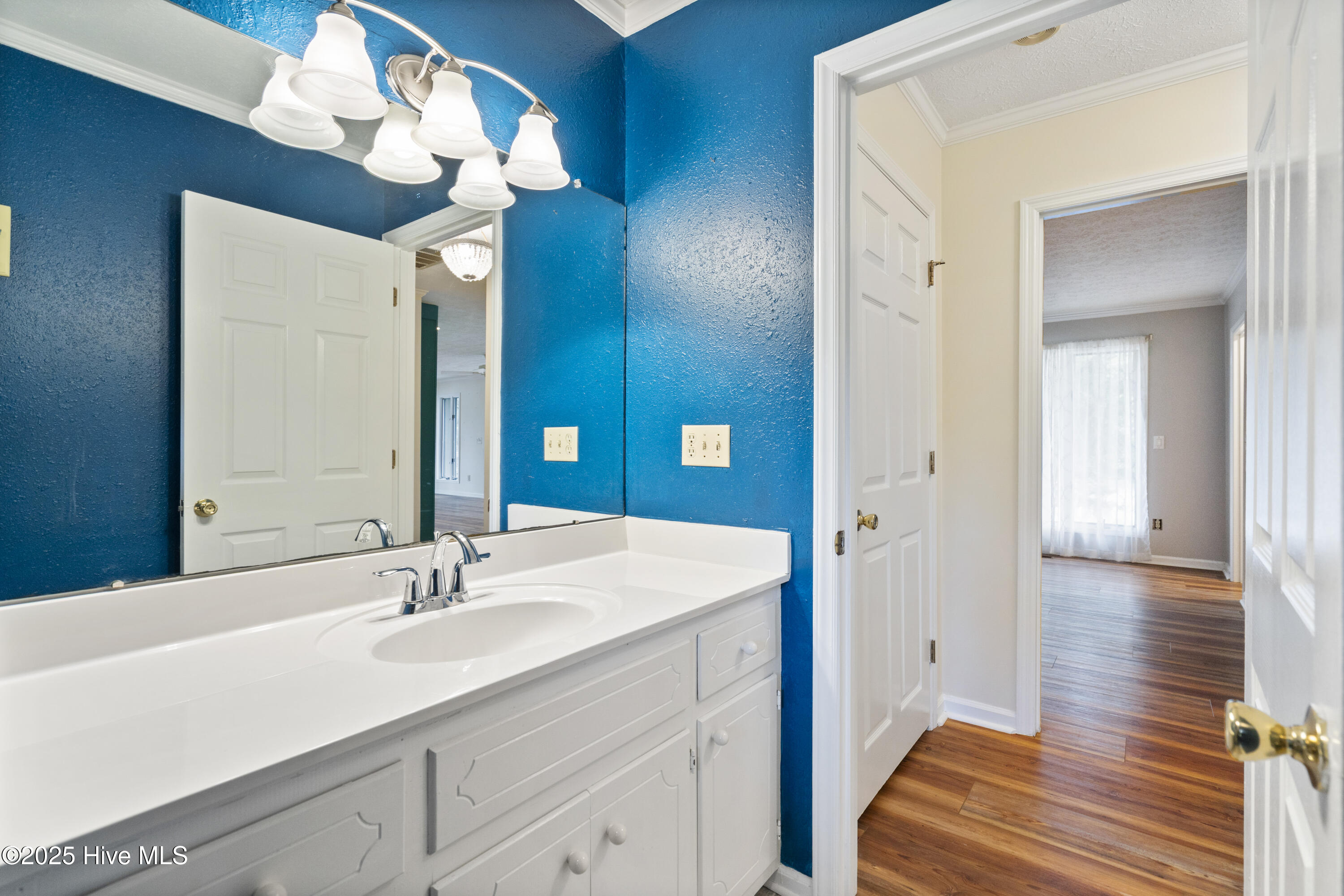 Emerald Isle, North Carolina, 28594, United States, 3 Bedrooms Bedrooms, ,3 BathroomsBathrooms,Residential,For Sale,1991113