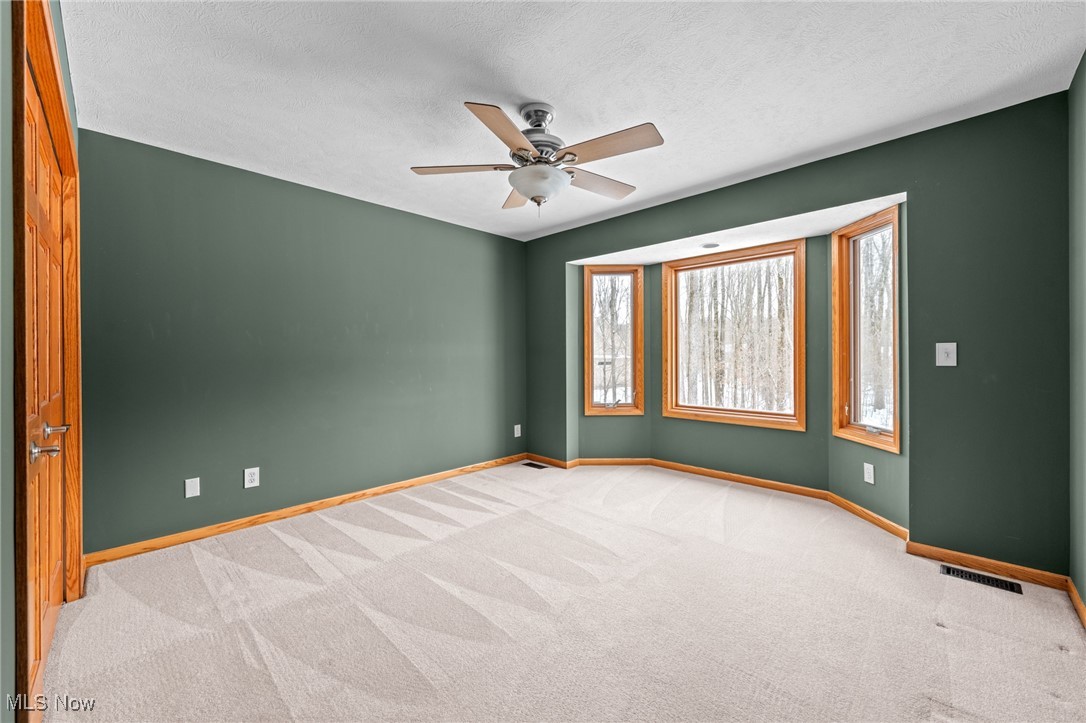 Chardon, Ohio, 44024, United States, 4 Bedrooms Bedrooms, ,3 BathroomsBathrooms,Residential,For Sale,2006450