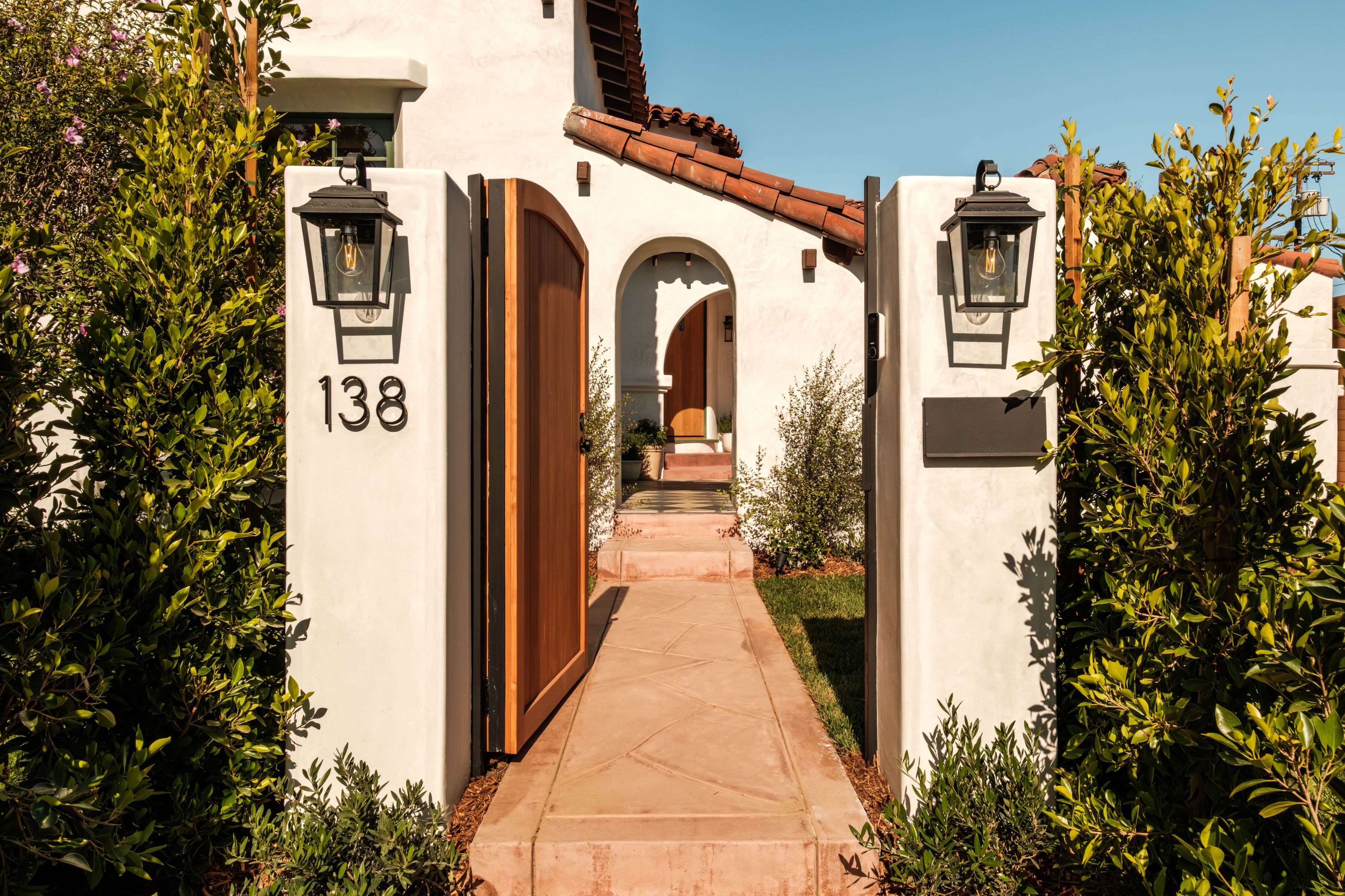  138 S La Jolla Ave - 物件實景