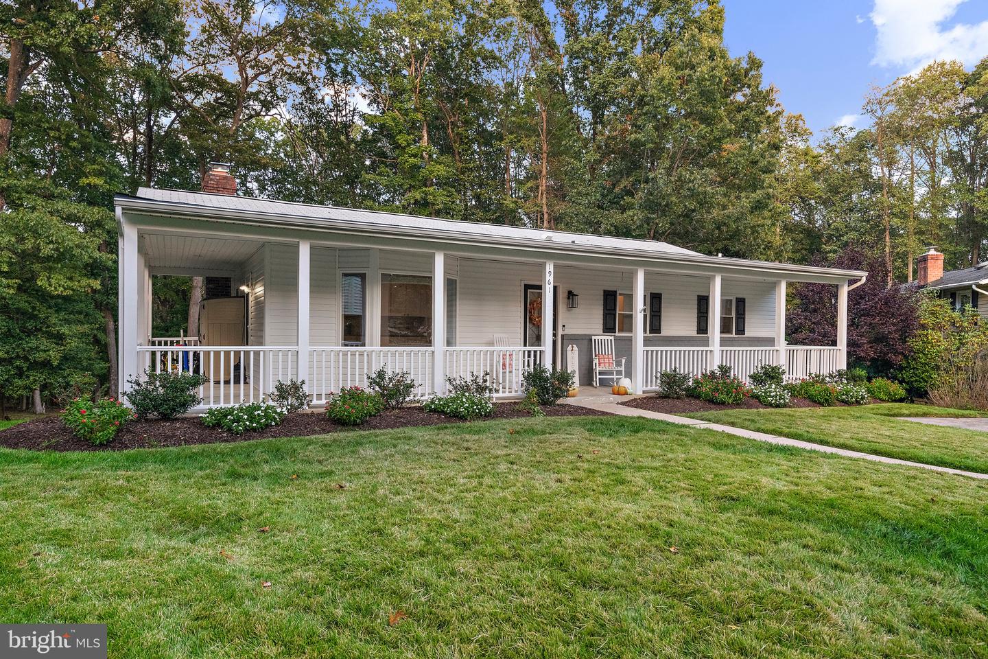 ANNAPOLIS, Maryland, 21401, United States, 4 Bedrooms Bedrooms, ,3 BathroomsBathrooms,Residential,For Sale,1988368