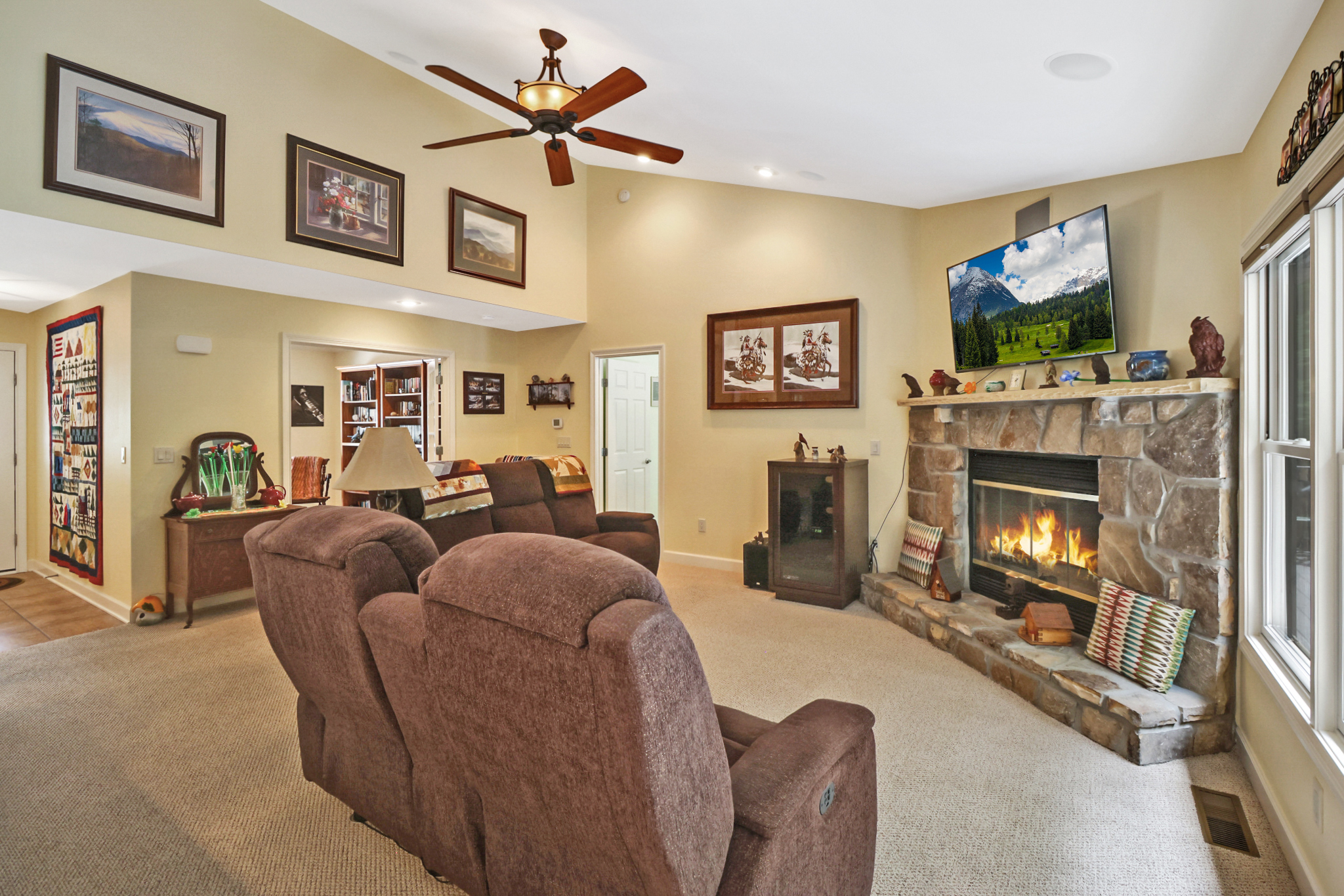 Crossville, Tennessee, 38558, United States, 3 Bedrooms Bedrooms, ,2 BathroomsBathrooms,Residential,For Sale,1975656