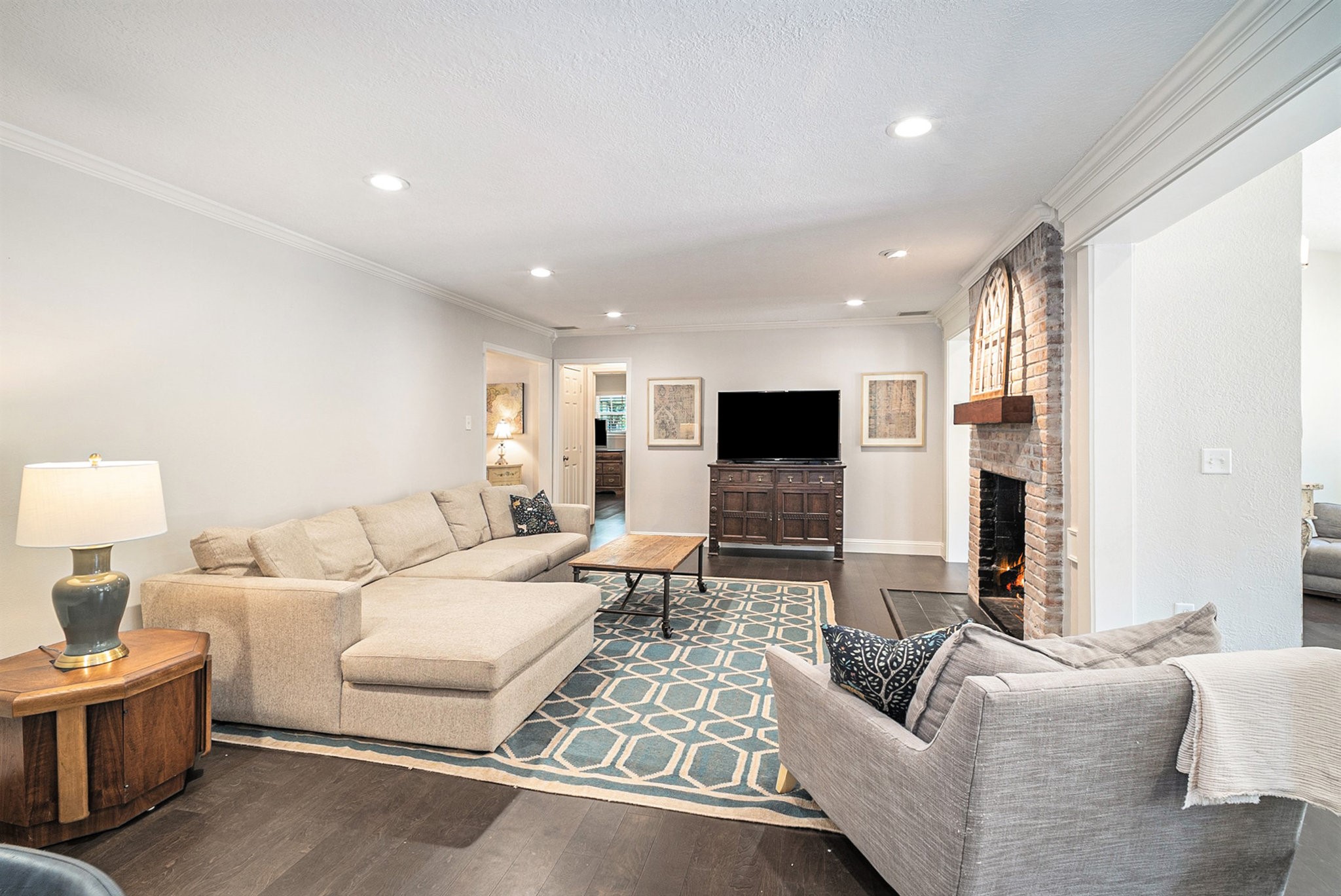 Houston, Texas, 77079, United States, 5 Bedrooms Bedrooms, ,3 BathroomsBathrooms,Residential,For Sale,1968834