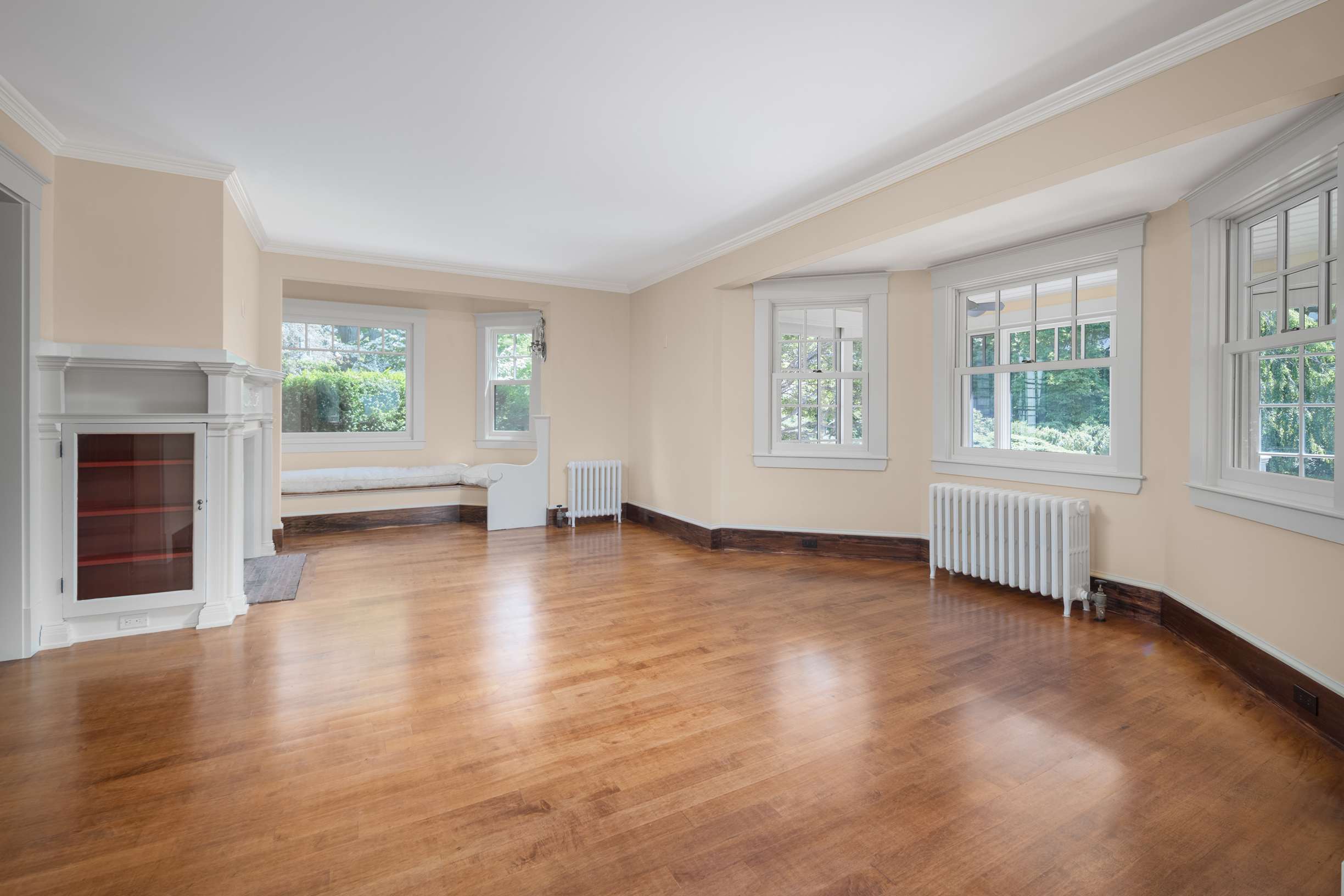  The Haven  A Stunning Estate in the Heart of York Harbor with River Views - 物件實景