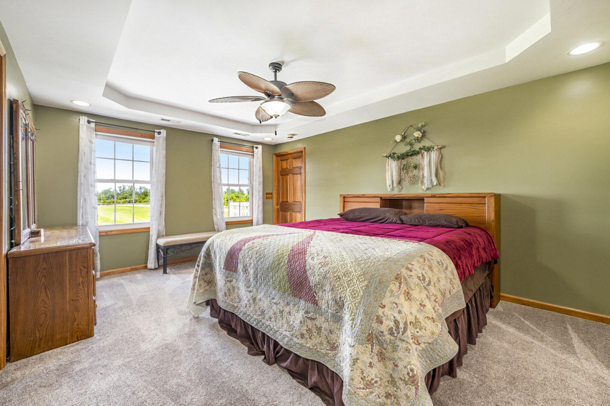 Chesterton, Indiana, 46304, United States, 5 Bedrooms Bedrooms, ,2 BathroomsBathrooms,Residential,For Sale,1973934