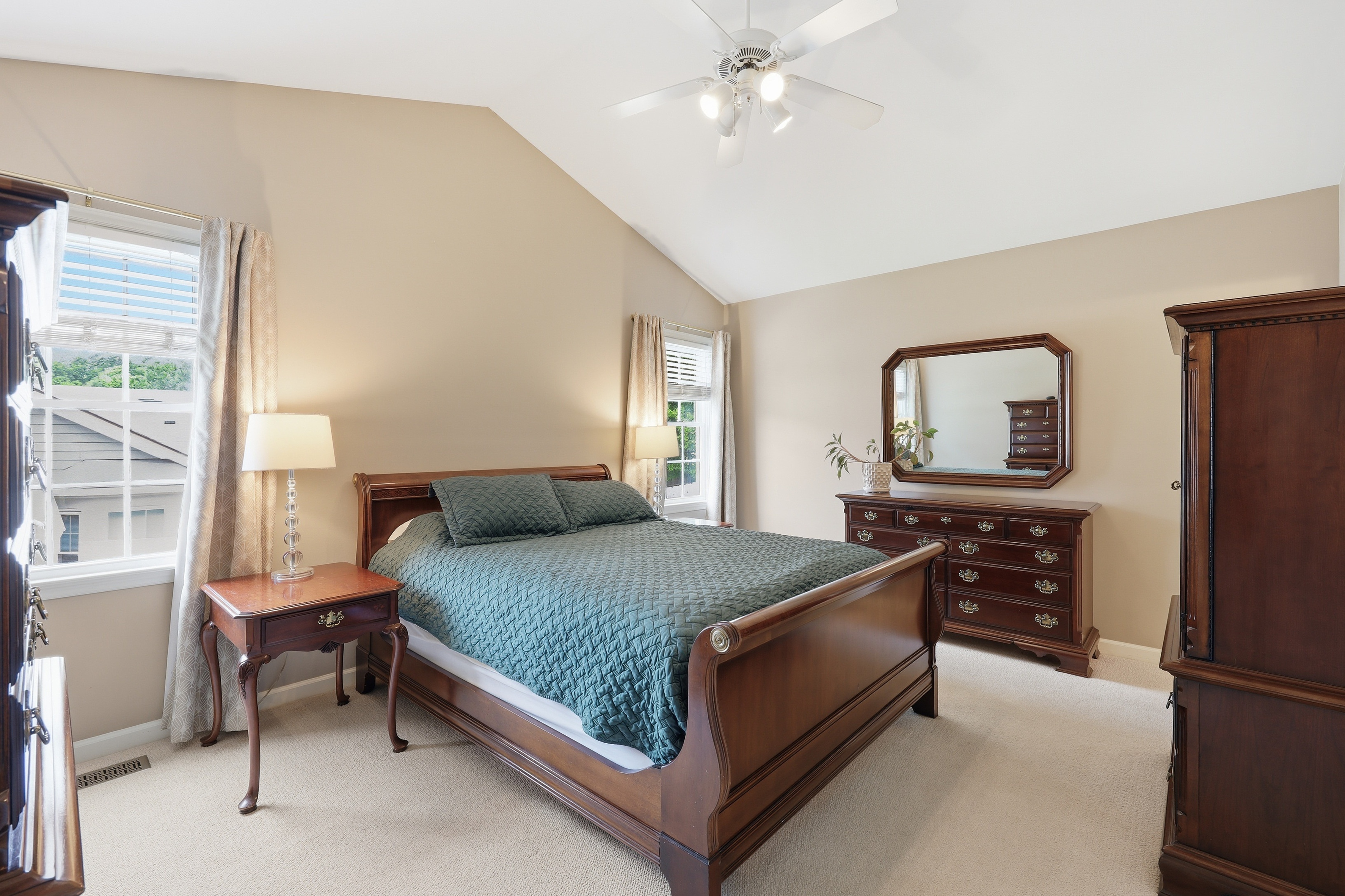  5904 Westborough Drive, Raleigh, NC 27612 - 物件實景