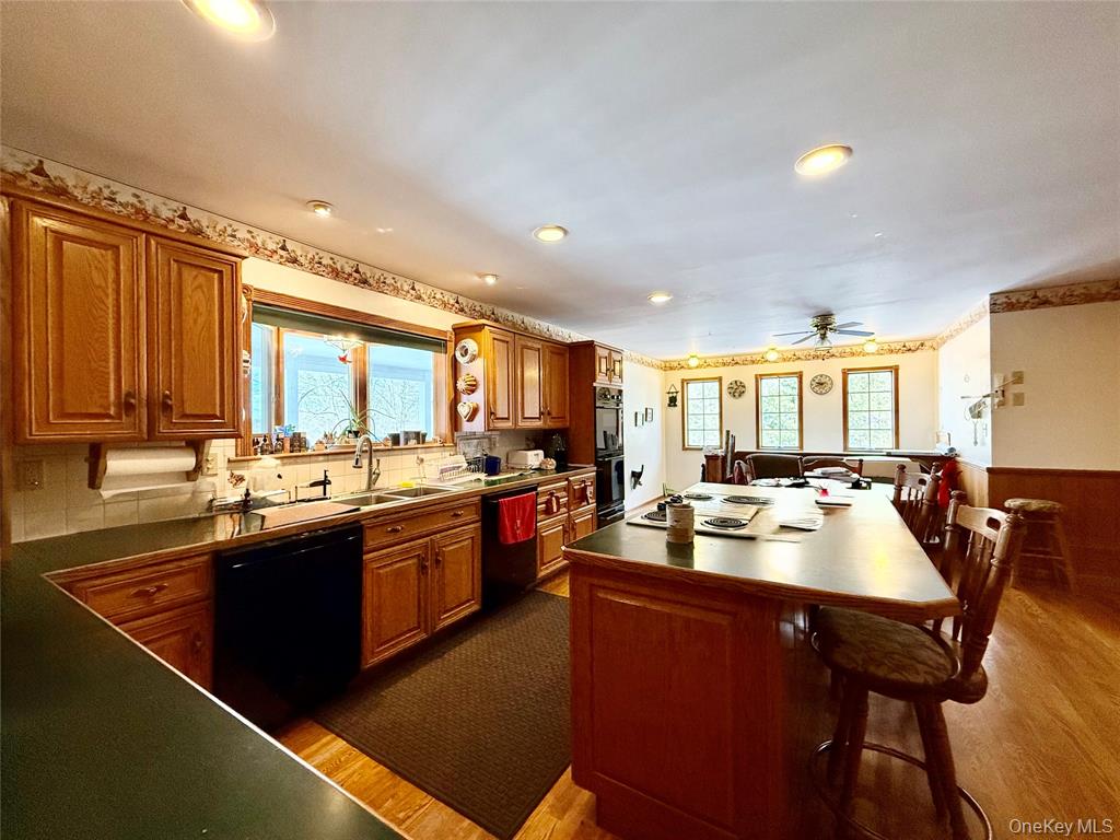 salt Point, New York, 12578, United States, 5 Bedrooms Bedrooms, ,5 BathroomsBathrooms,Residential,For Sale,2005209