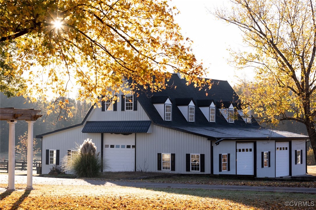 Crewe, Virginia, 23930, United States, 5 Bedrooms Bedrooms, ,4 BathroomsBathrooms,Residential,For Sale,1887087