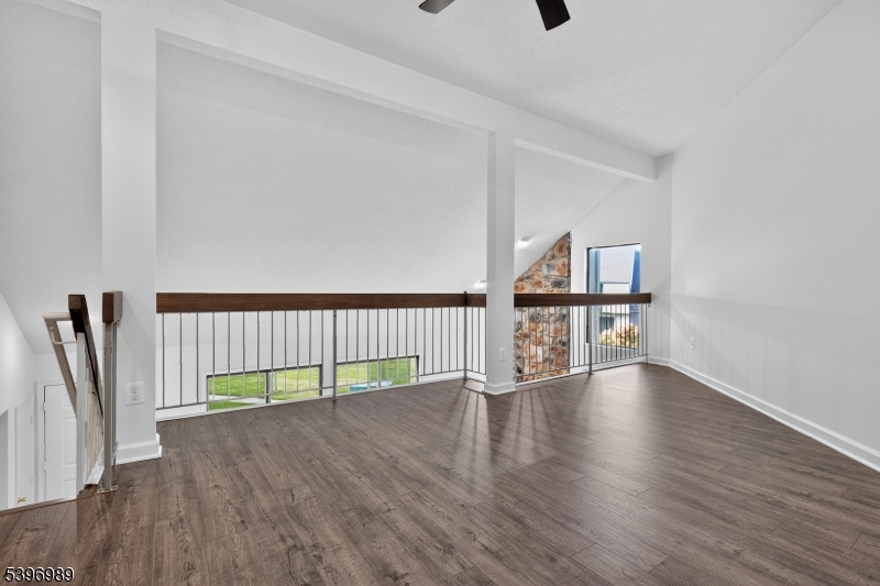 Franklin Twp., New Jersey, 08873, United States, 2 Bedrooms Bedrooms, ,3 BathroomsBathrooms,Residential,For Sale,1993021