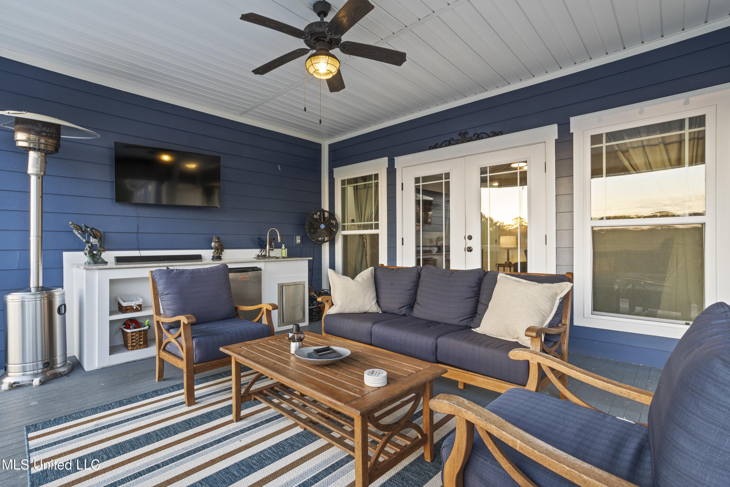 Biloxi, Mississippi, 39532, United States, 3 Bedrooms Bedrooms, ,2 BathroomsBathrooms,Residential,For Sale,1977192