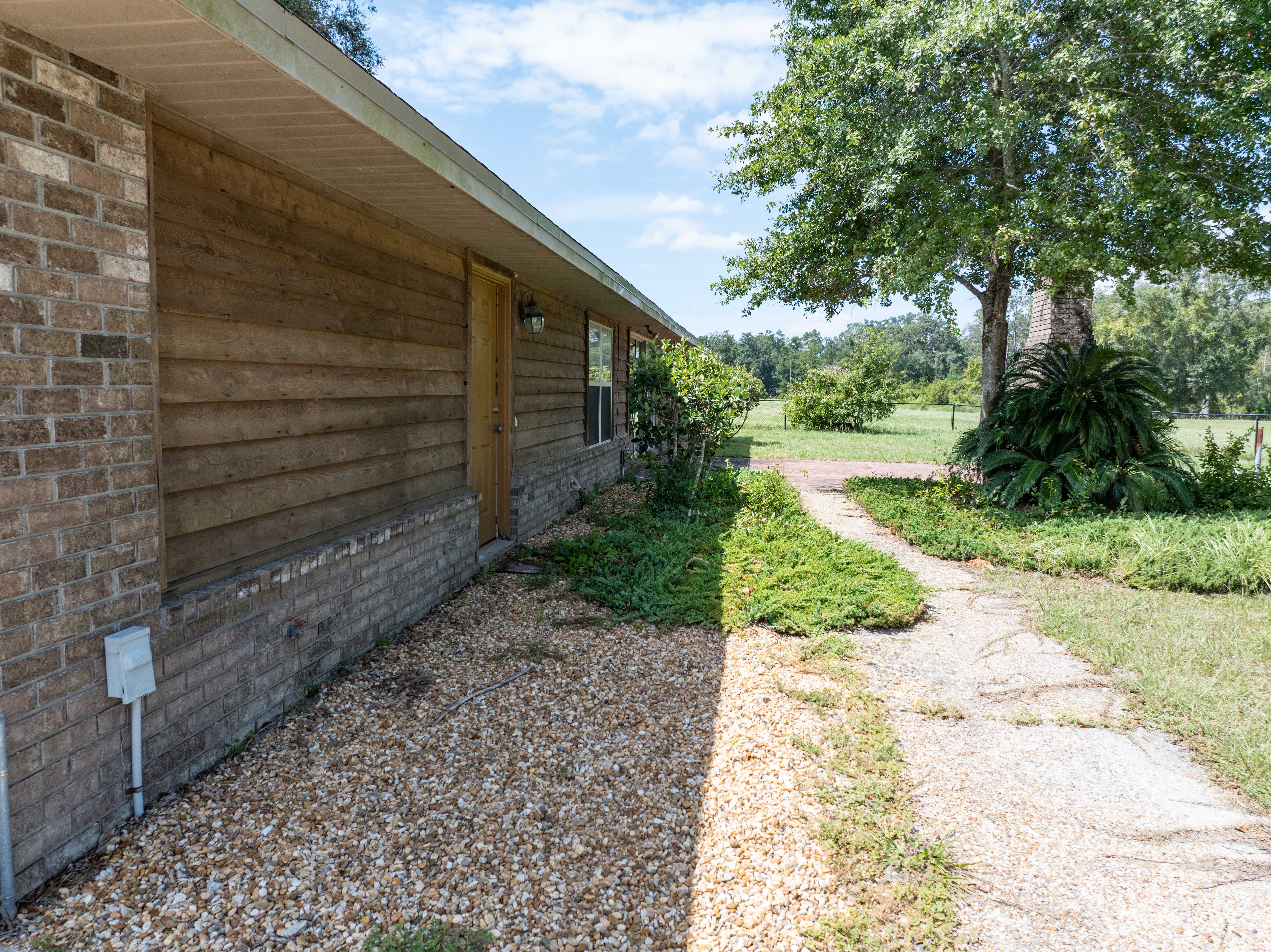 LAKE CITY, Florida, 32024, United States, 3 Bedrooms Bedrooms, ,2 BathroomsBathrooms,Residential,For Sale,1948883