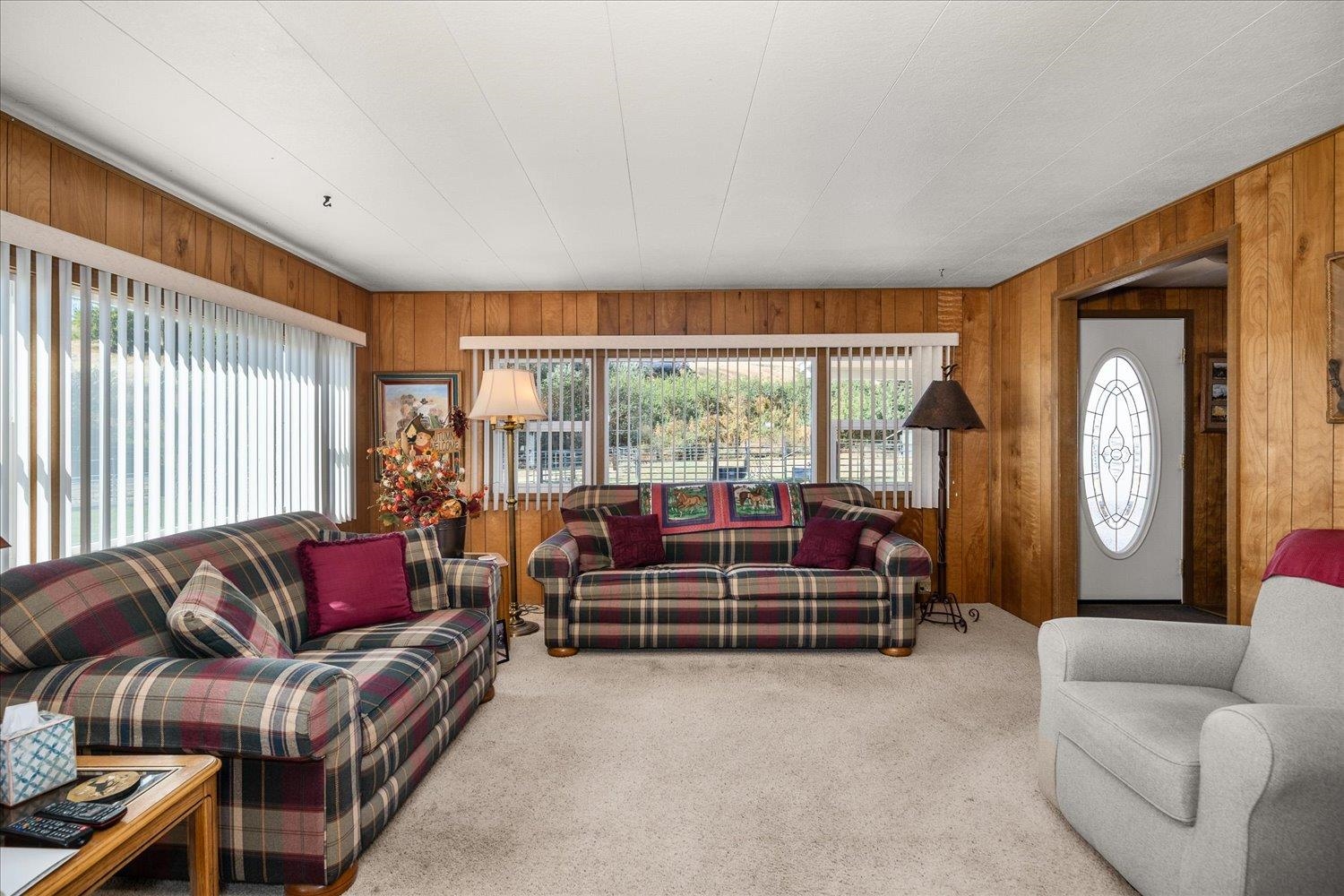 Rosalia, Washington, 99170, United States, 3 Bedrooms Bedrooms, ,2 BathroomsBathrooms,Residential,For Sale,1943009
