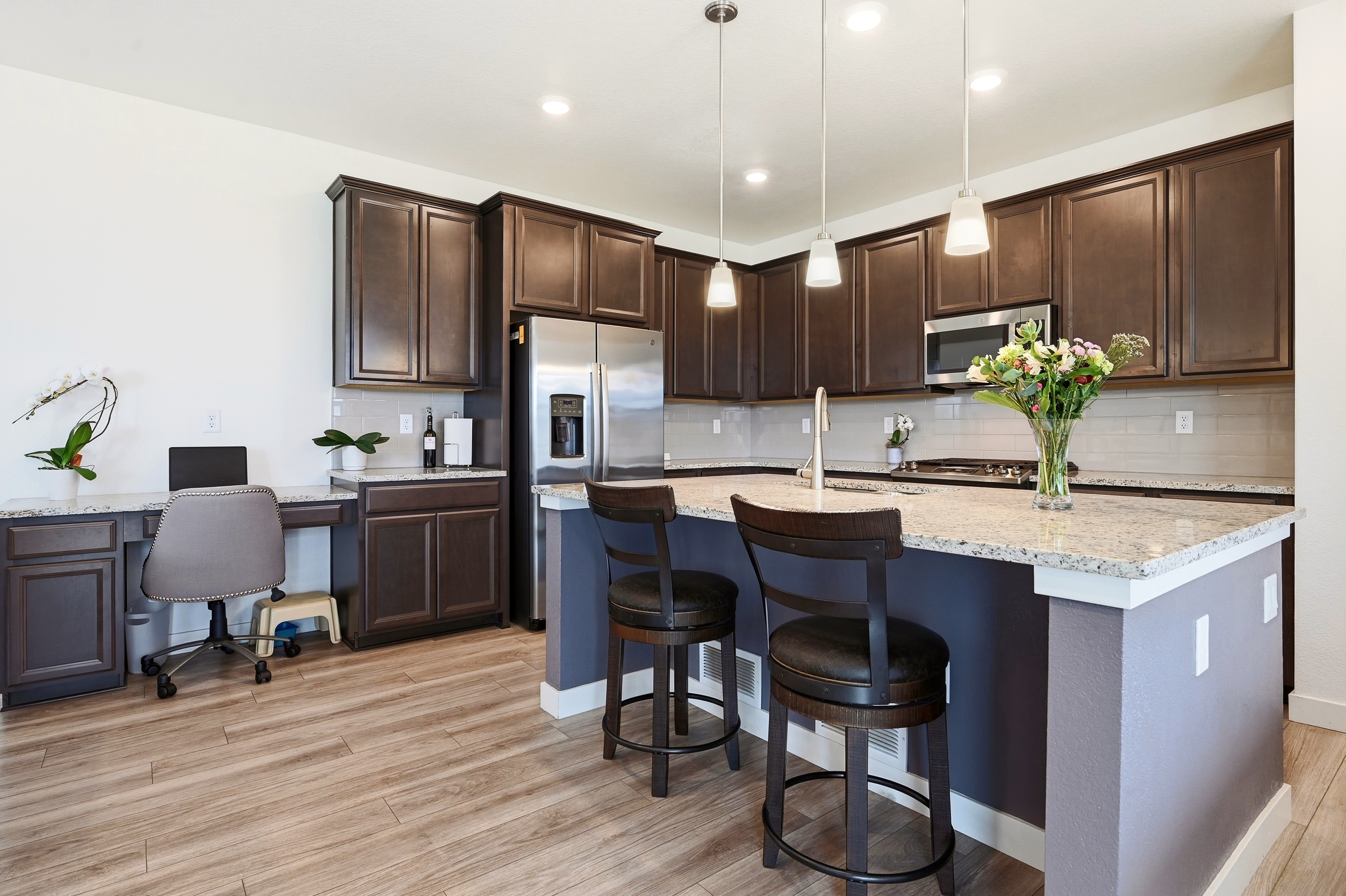 Thornton, Colorado, 80602, United States, 4 Bedrooms Bedrooms, ,2 BathroomsBathrooms,Residential,For Sale,2048657